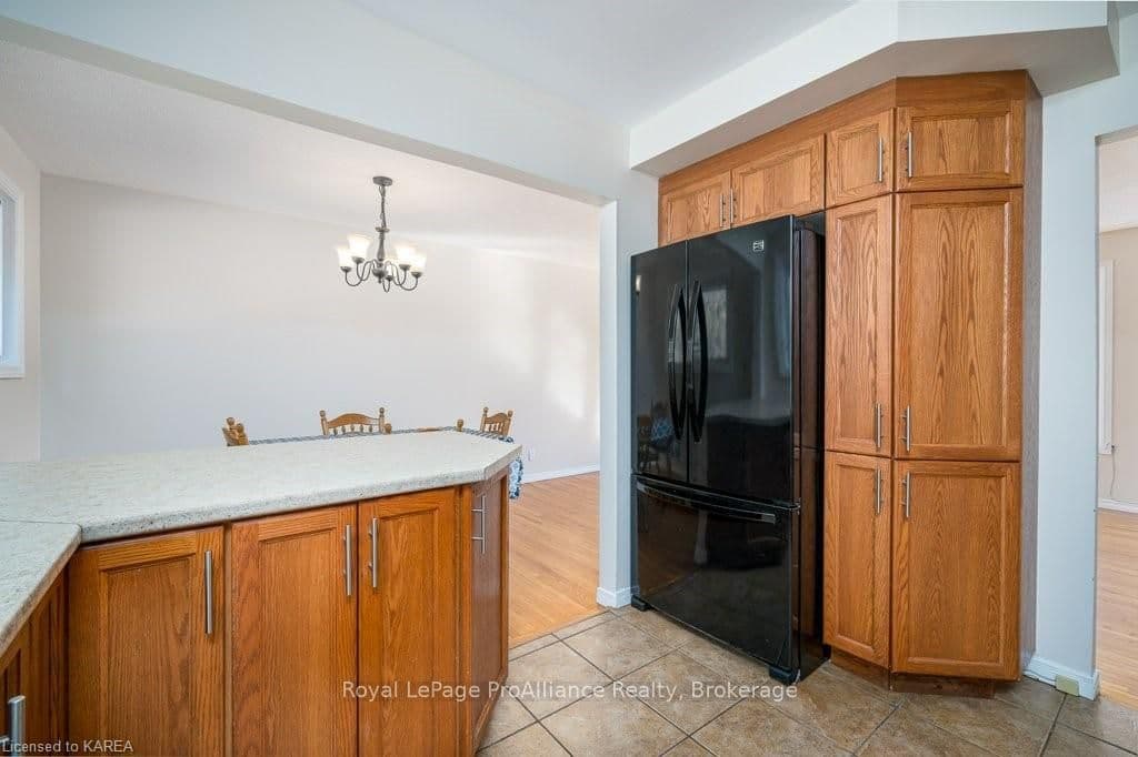 22 WOLFE Street photo 14