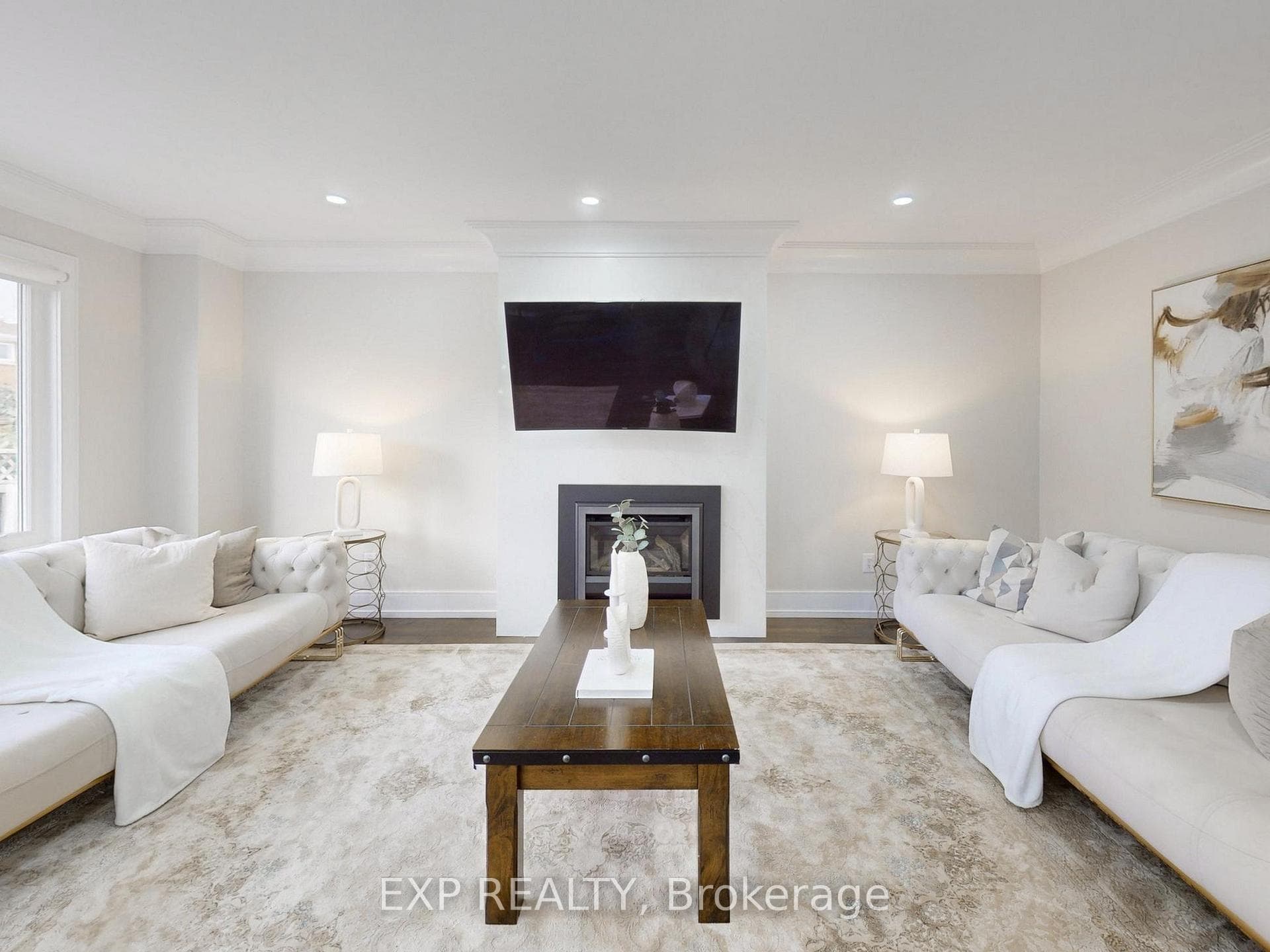 84 Burgosa Court photo 8