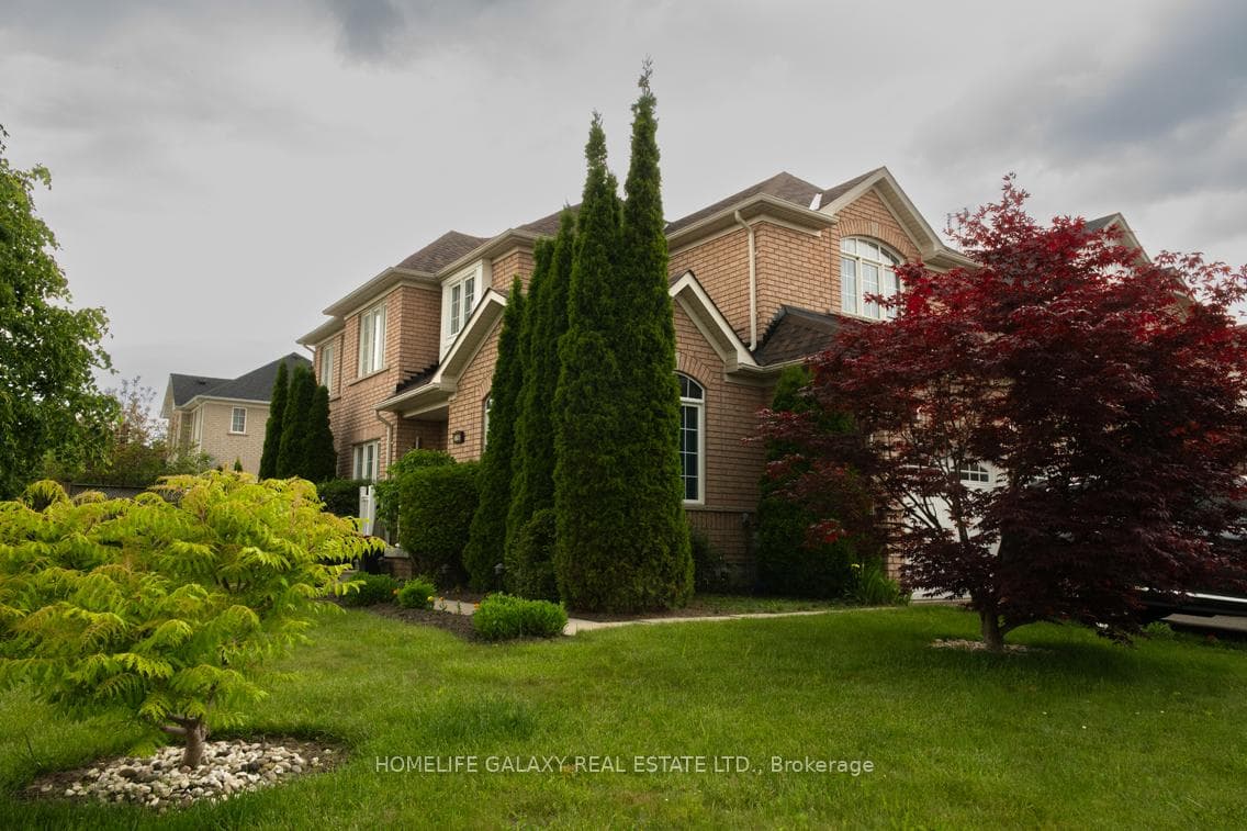 1768 Birchview Drive photo 2