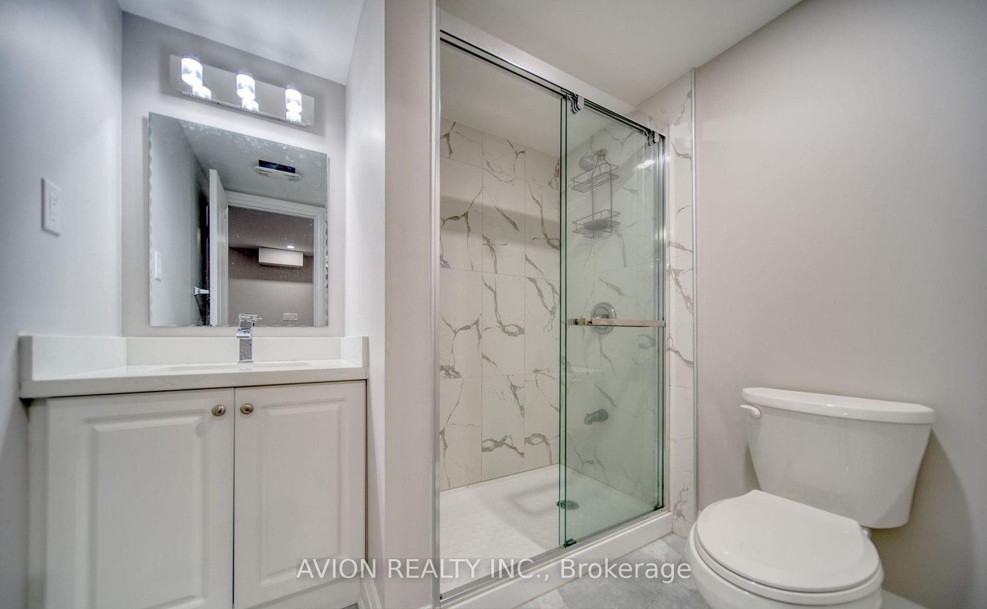 1256 Wellington Street photo 27