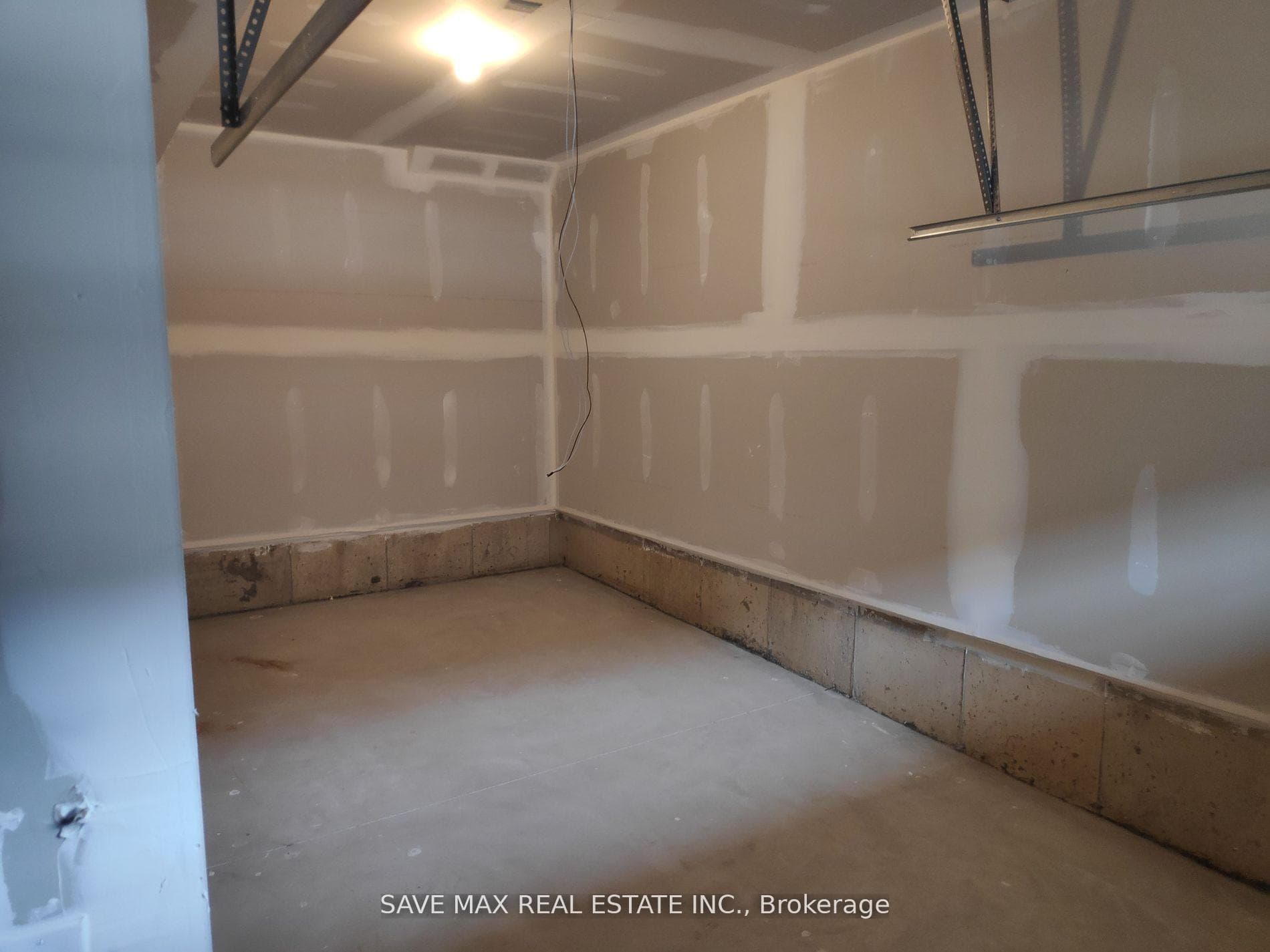 585 Colborne Street Unit 610 photo 14