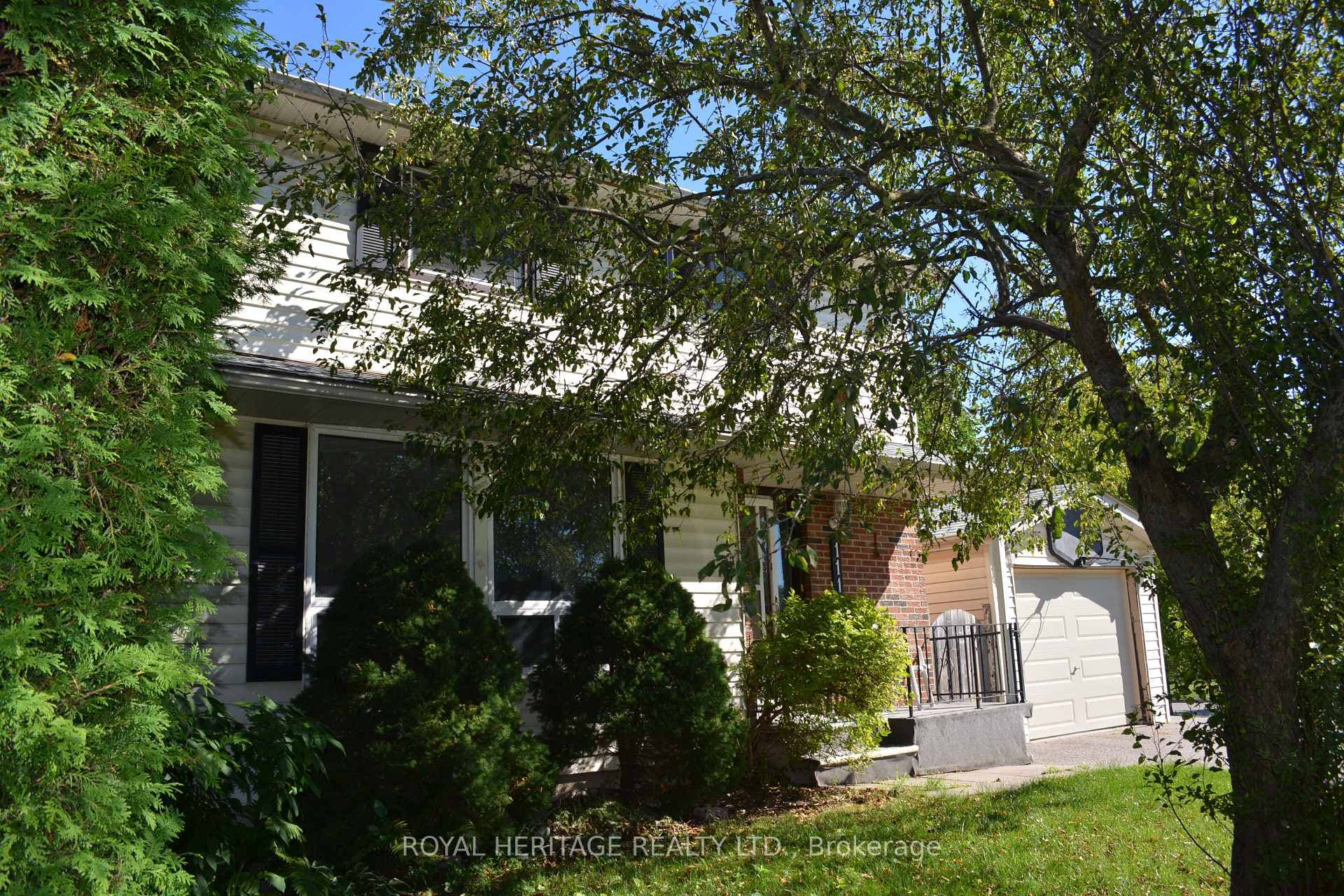 1117 St. Andrews Court photo 3