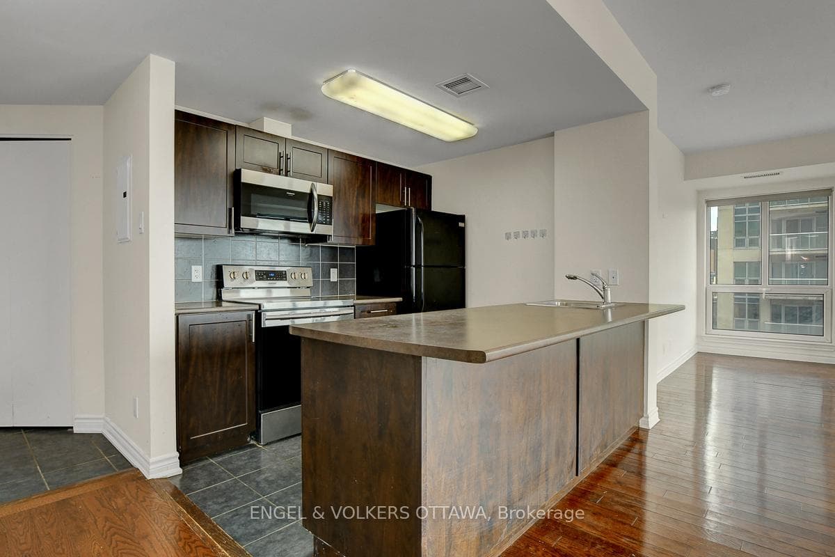 234 Rideau Street Unit 1008 photo 14