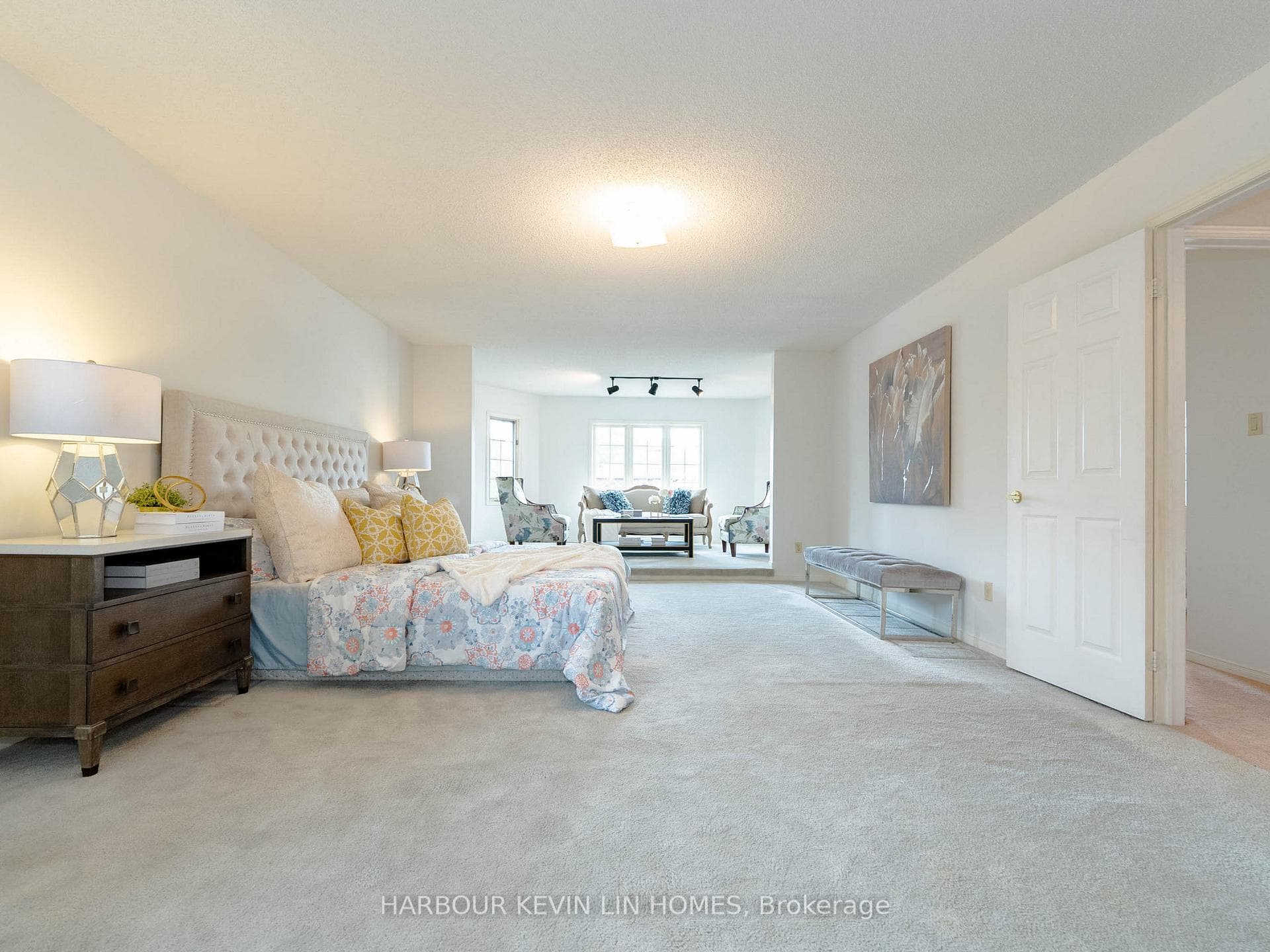 95 Castleridge Drive photo 22