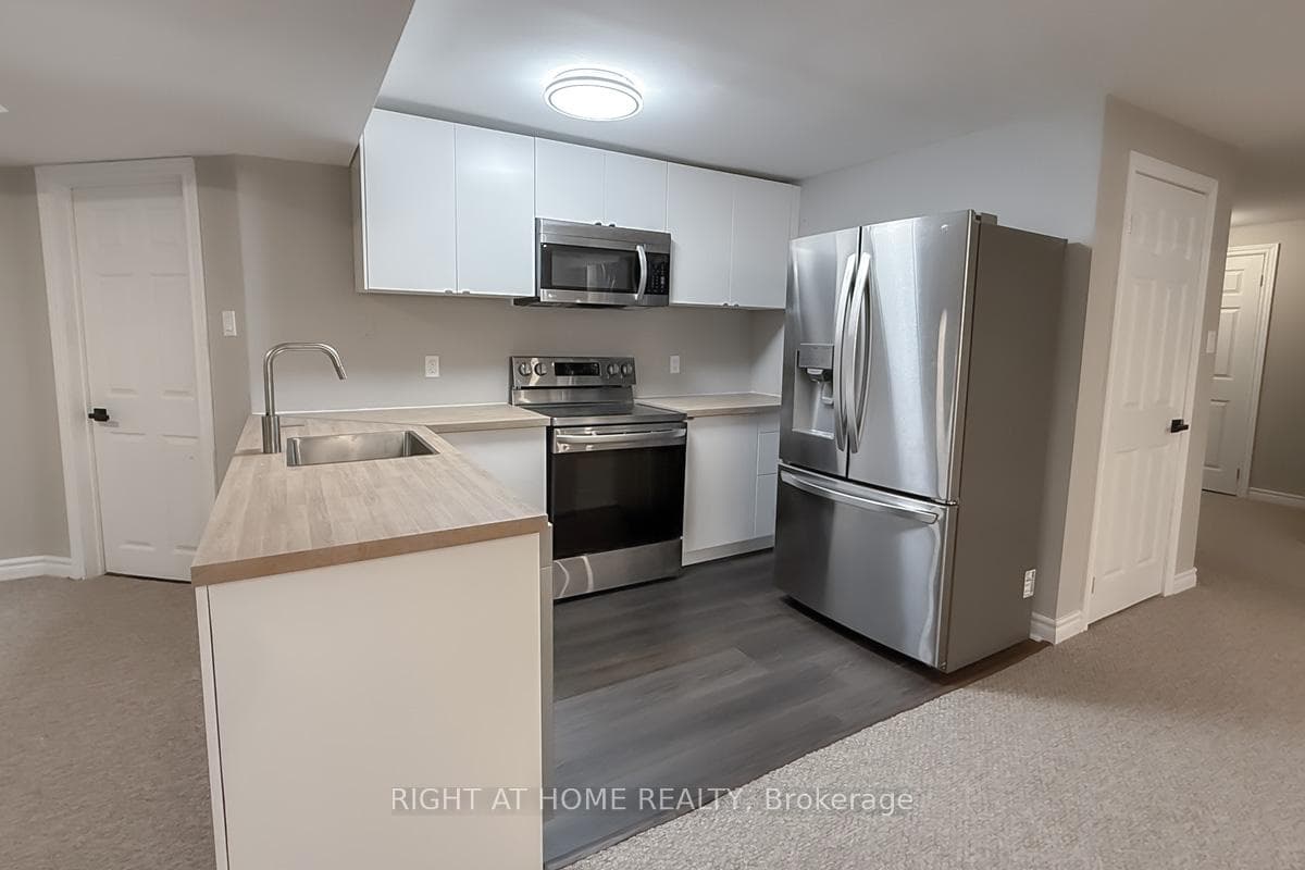 541 Lyman( Basement) Boulevard photo 6