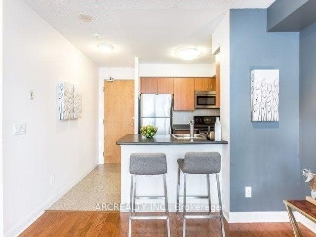 4968 Yonge Street Unit 3611 photo 6