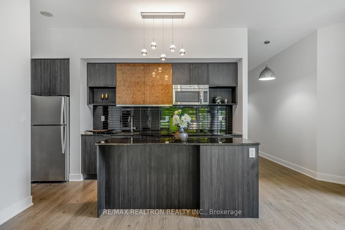 Stainless appliances