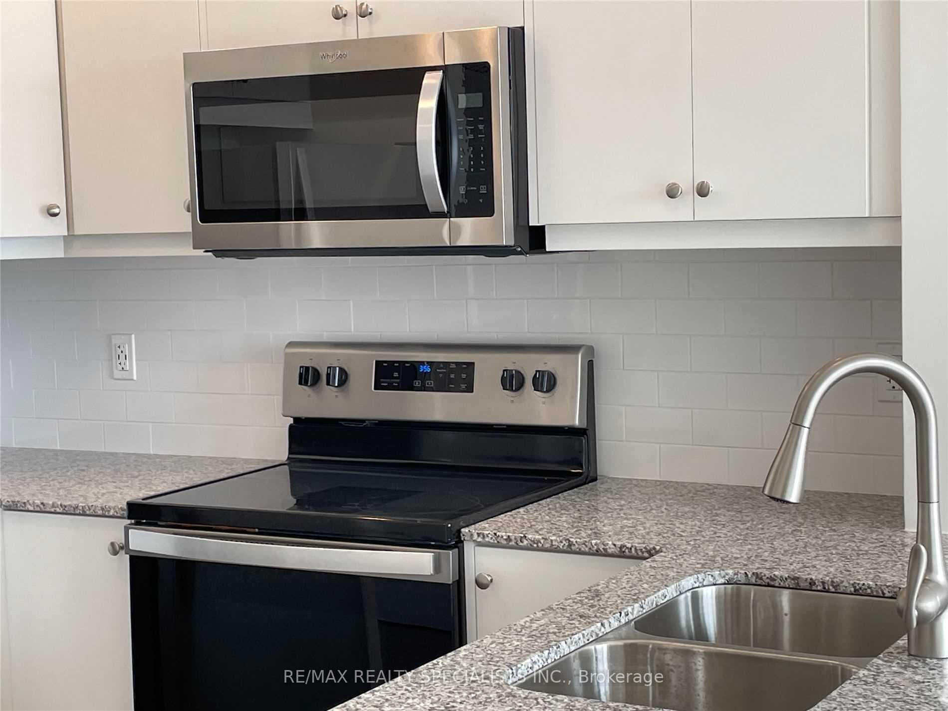 60 Charles Street Unit 1103A photo 7