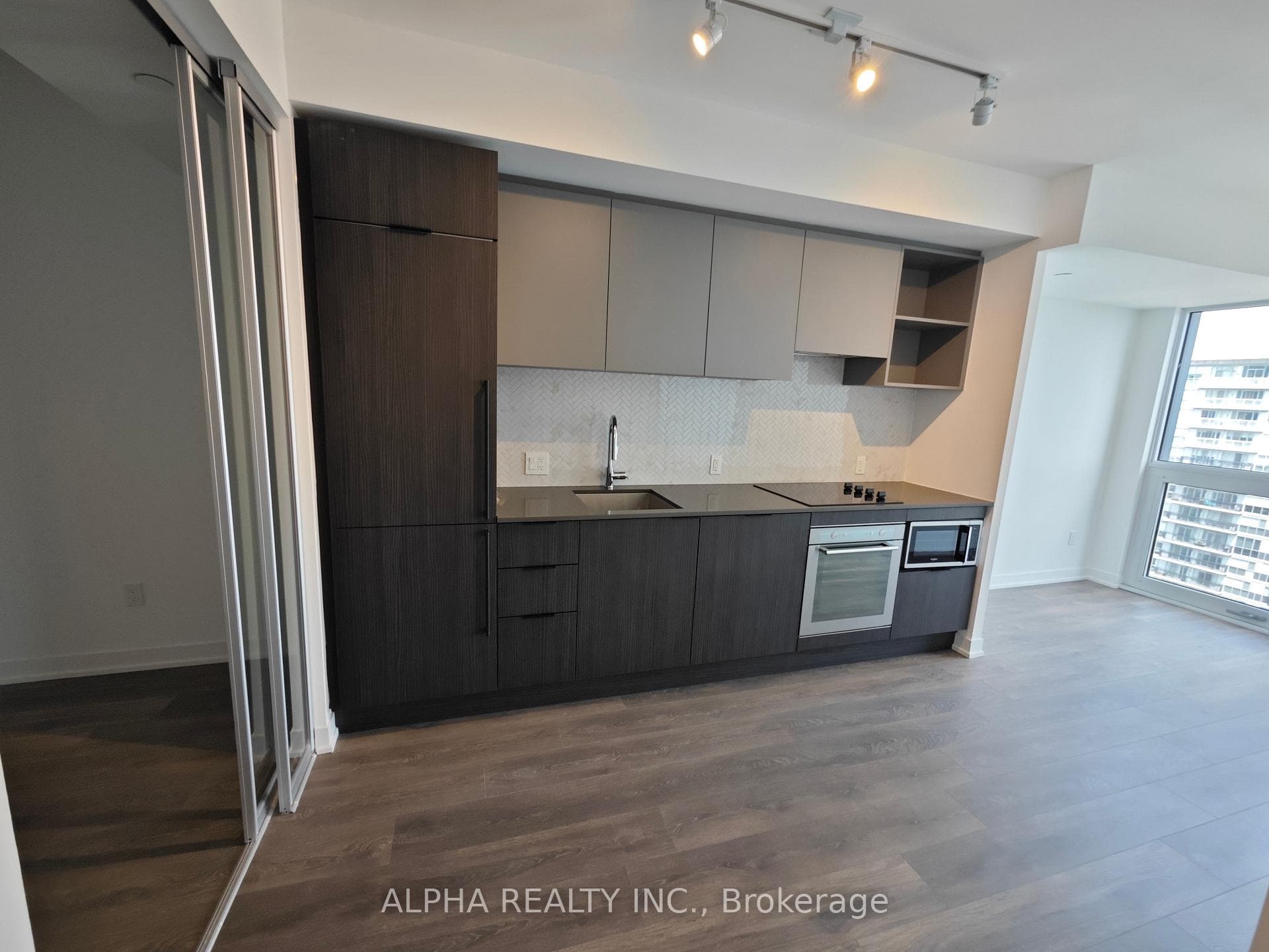 82 Dalhousie Street Unit 3801 photo 8