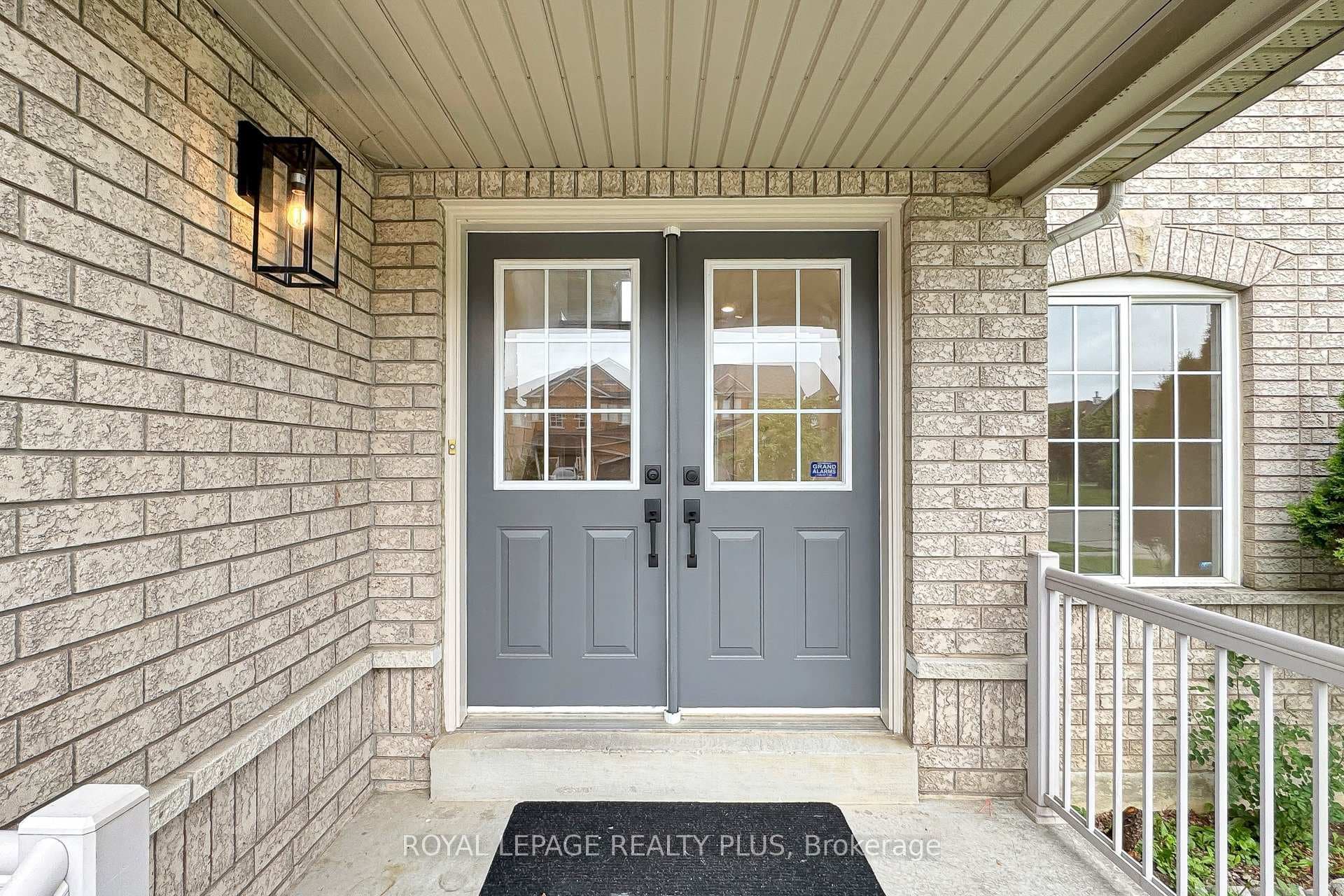3249 Mcdowell Drive photo 4