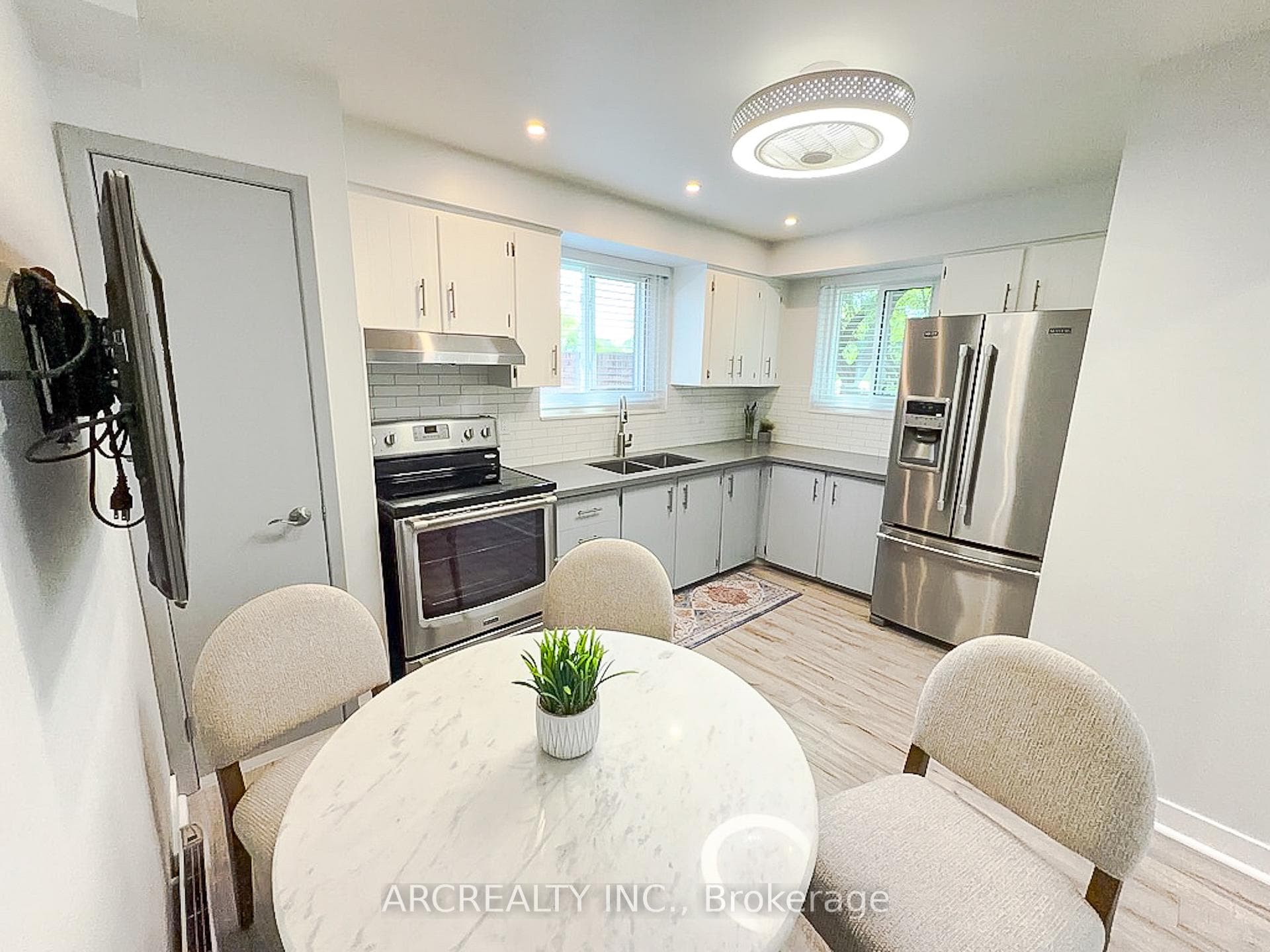 87 Irwin Road Unit 1 photo 8