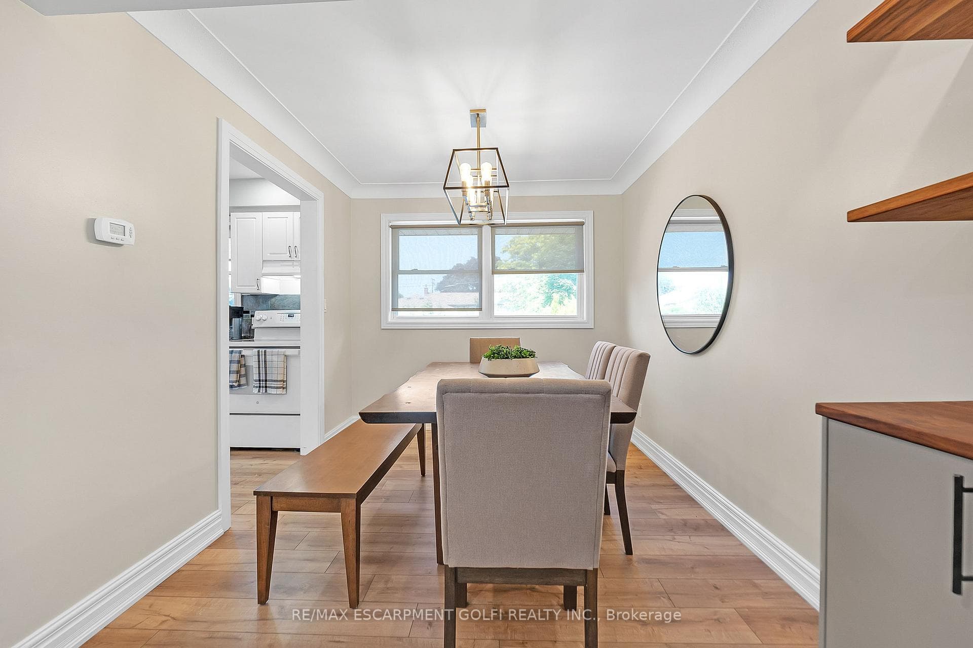36 Edith Avenue photo 11