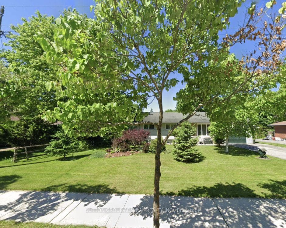 78 Belfry Drive photo 1
