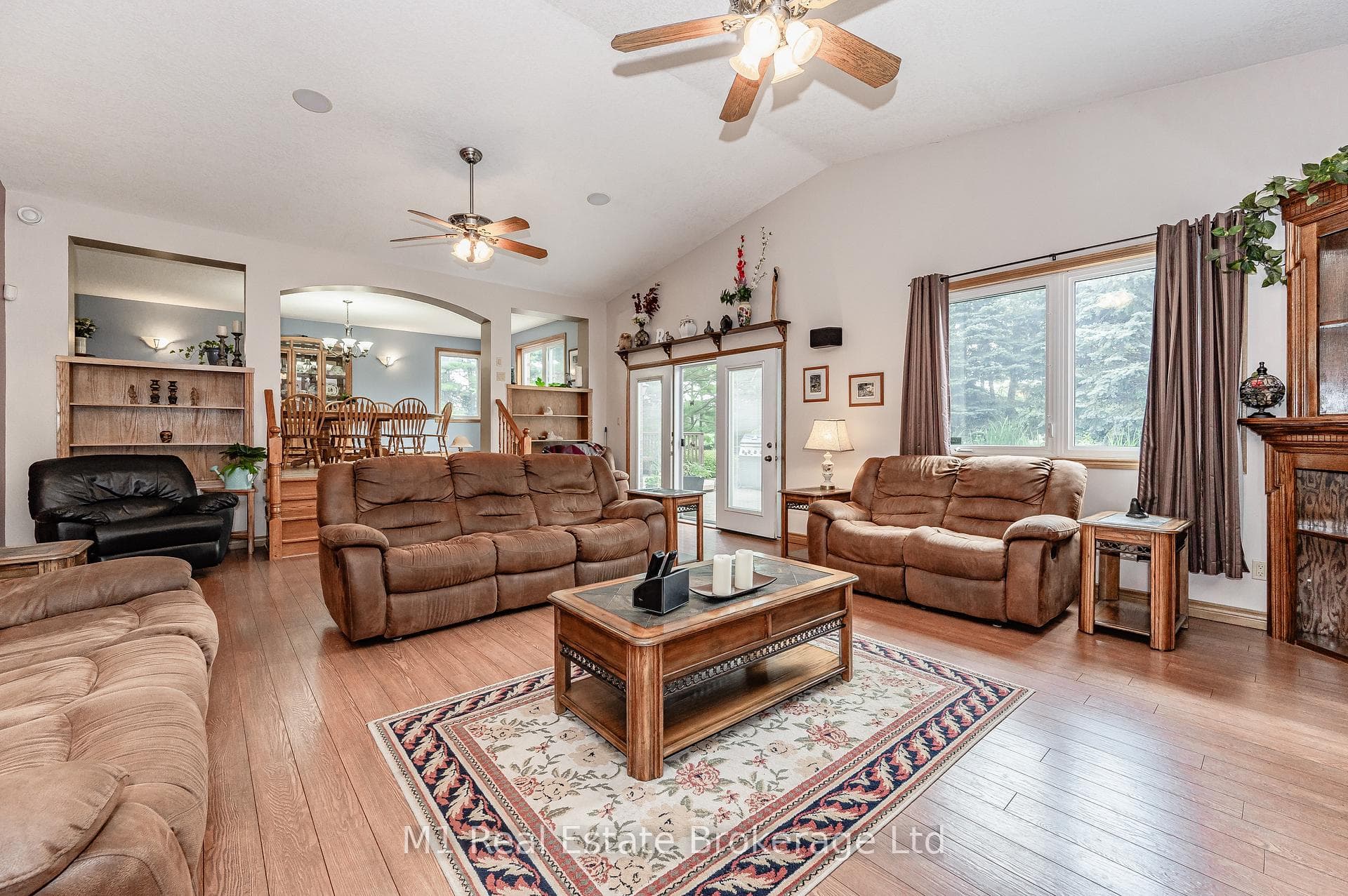 6946 FIFE Road photo 8