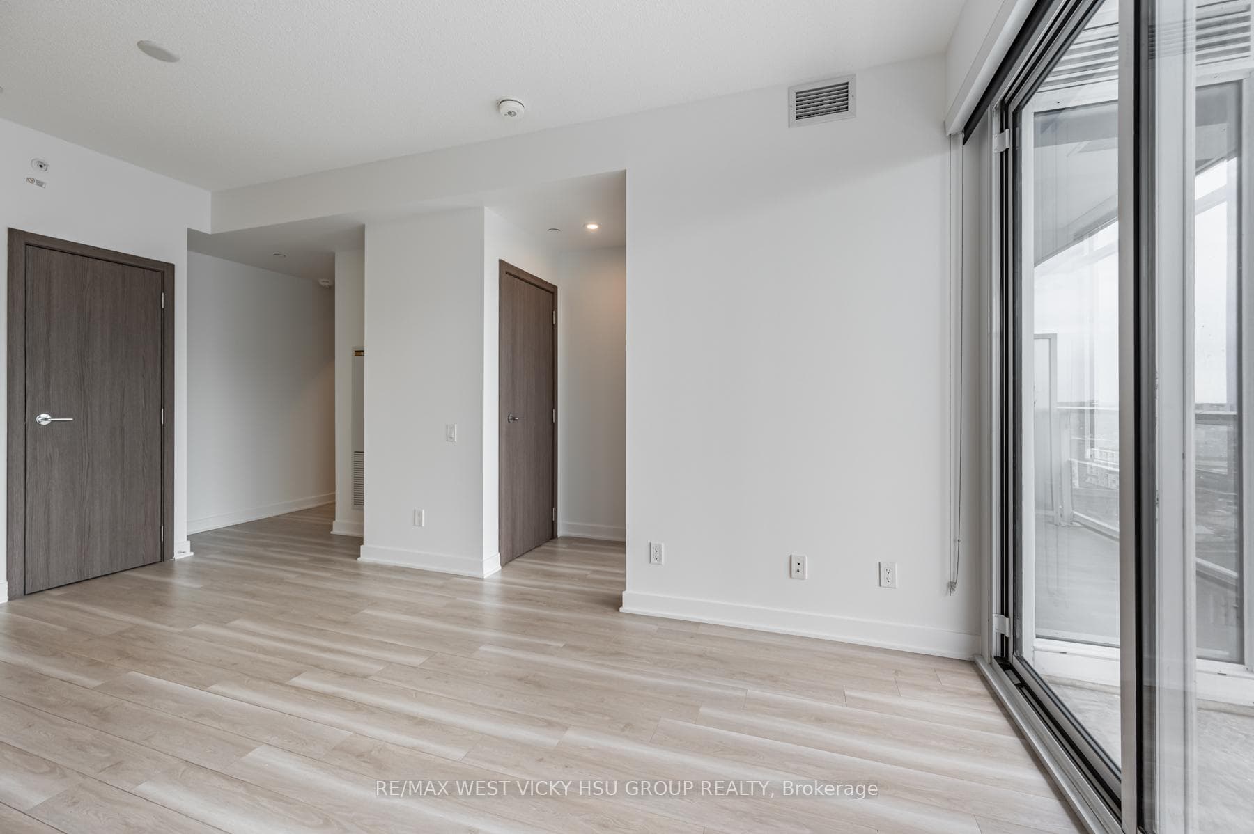19 Bathurst Street Unit 3516 photo 15