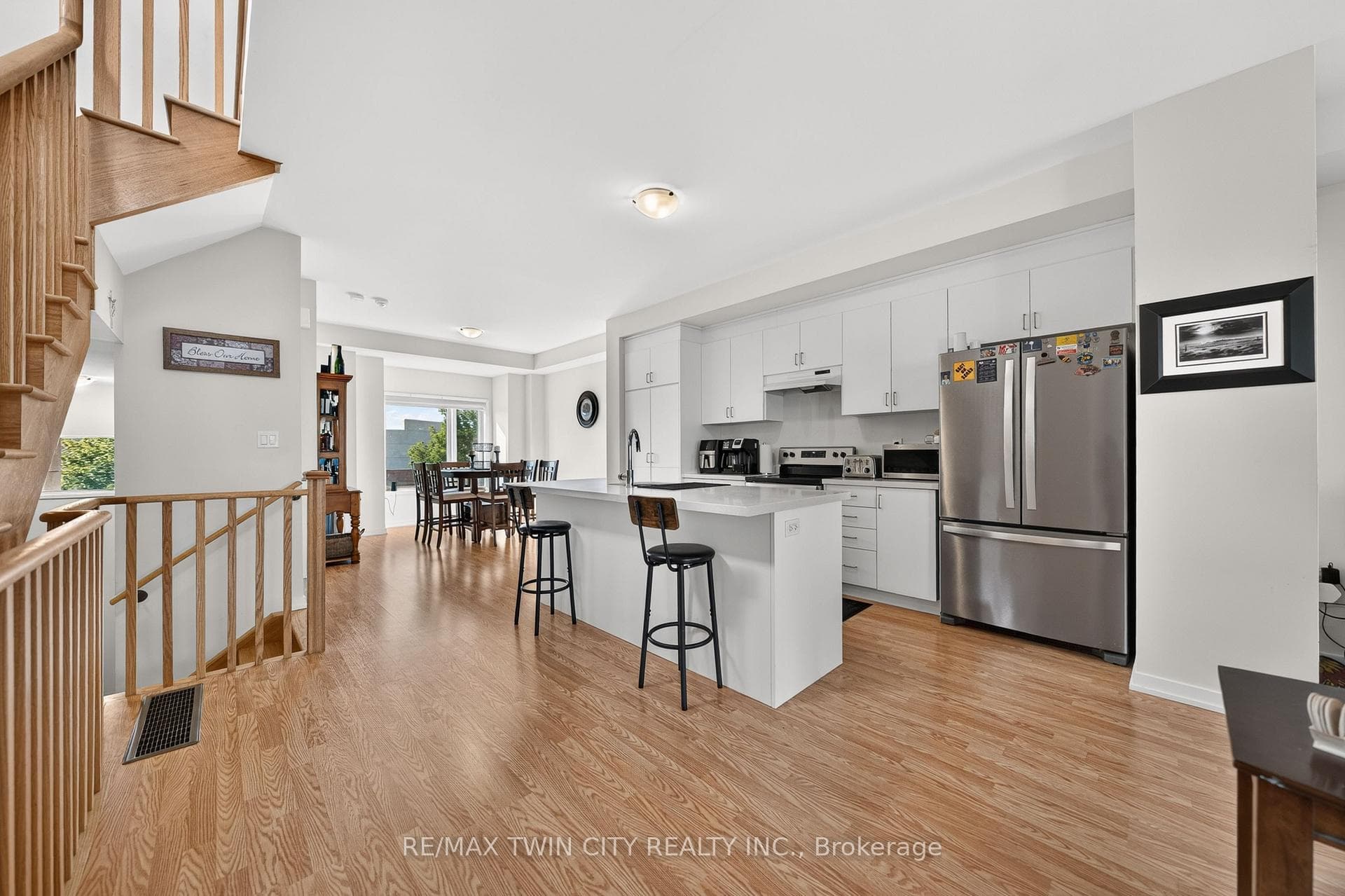 49 Lambert Lane photo 11