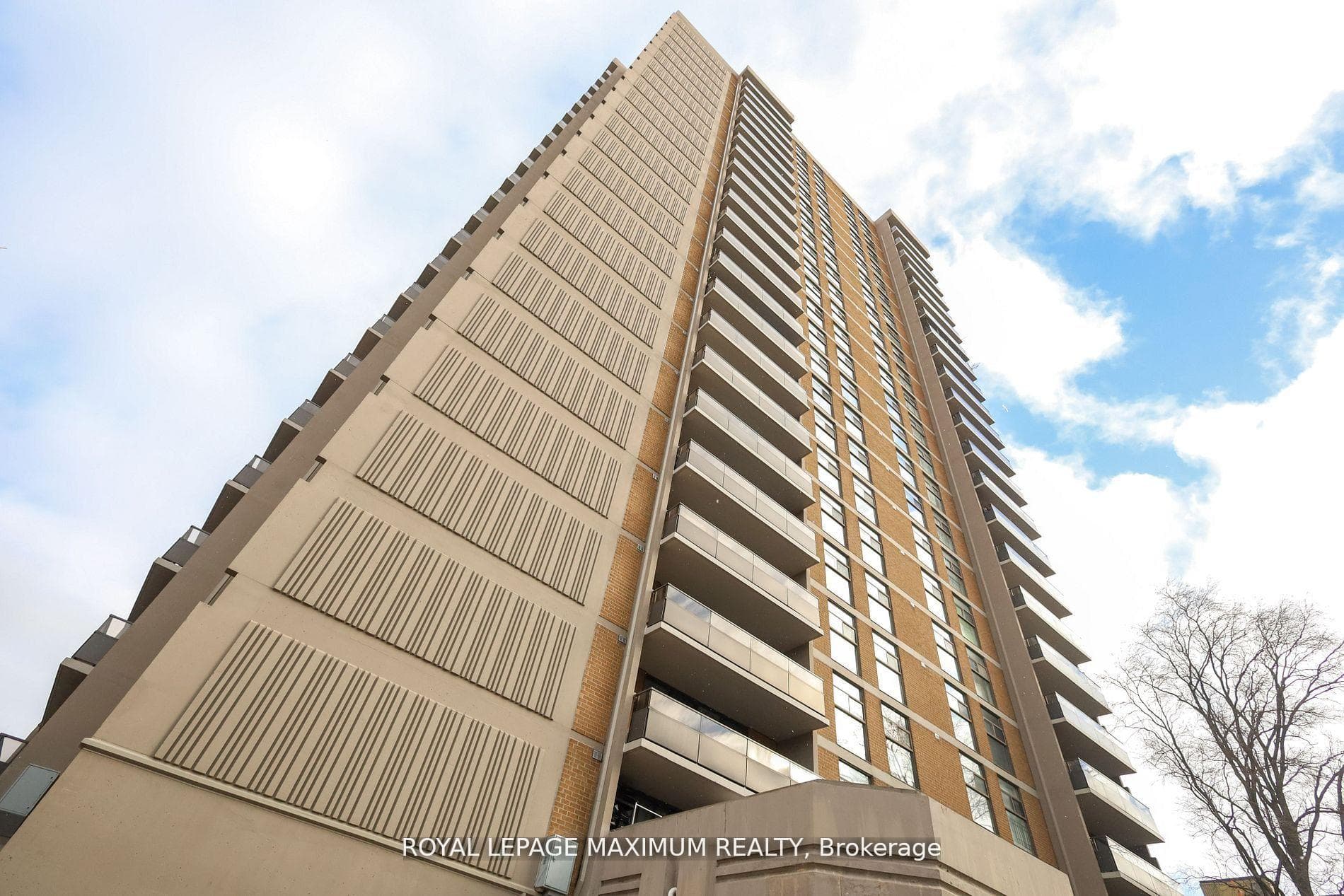 135 Marlee Avenue Unit 501 photo 20