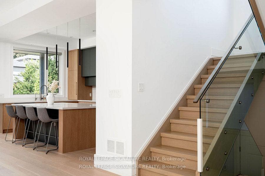 34 Edgecroft Road photo 15