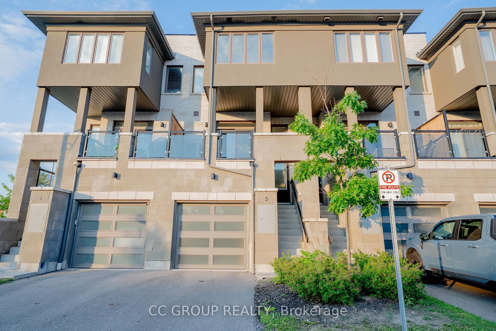 3 Donald Fleming Way photo 1