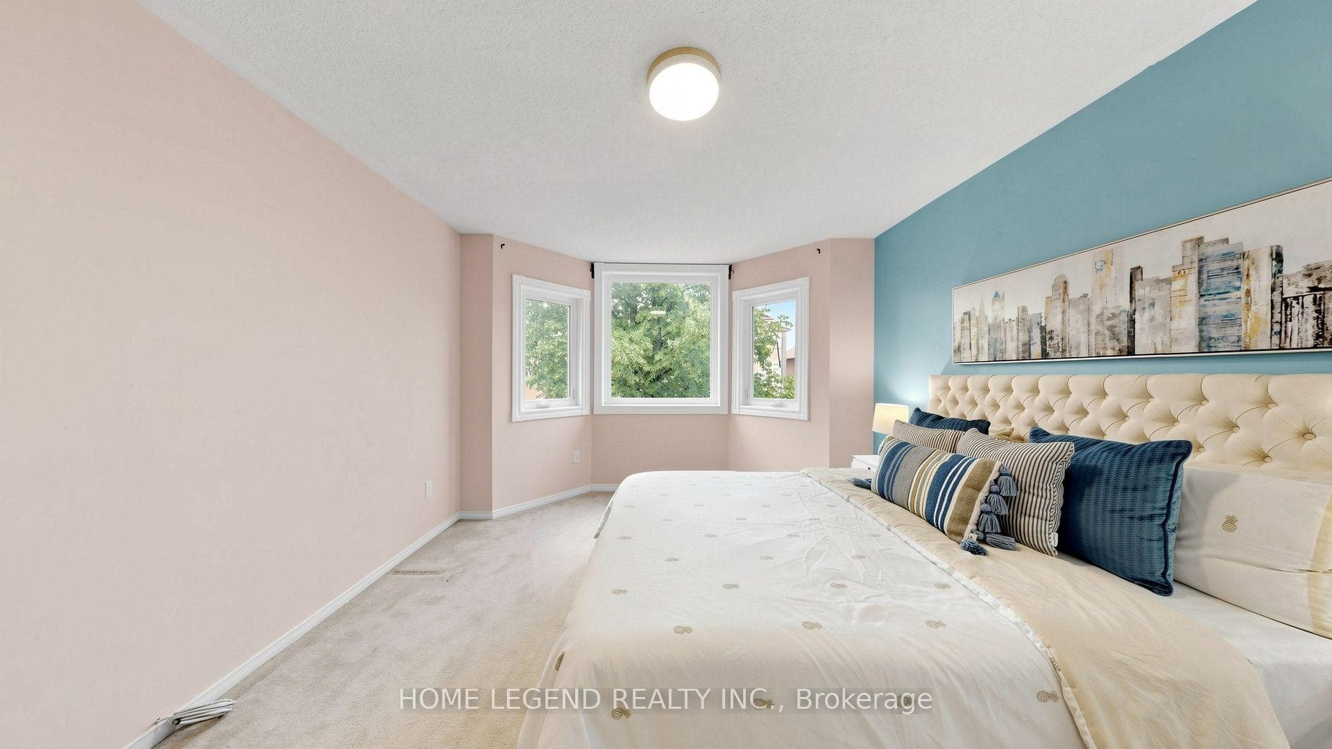 14 Mccaul Street photo 27