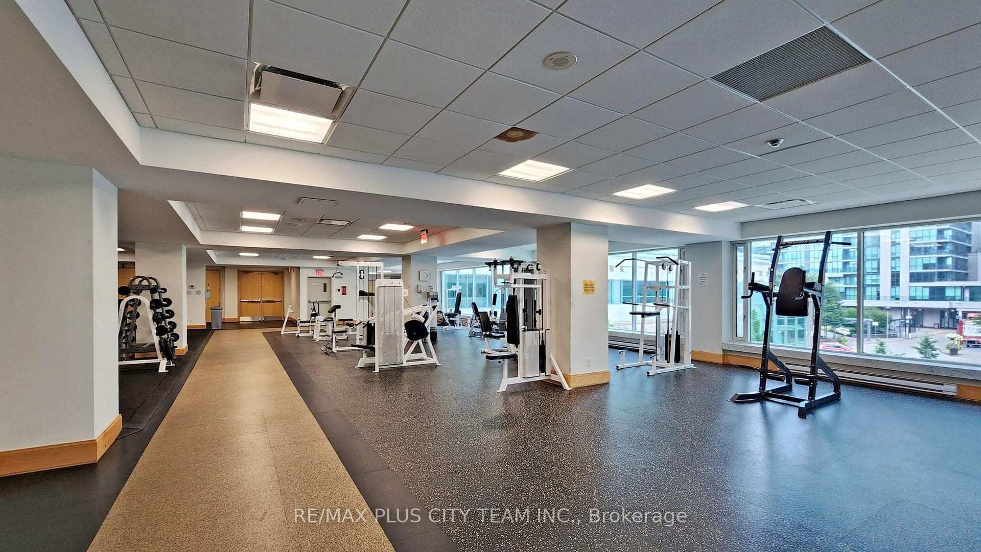10 Yonge Street Unit 310 photo 20