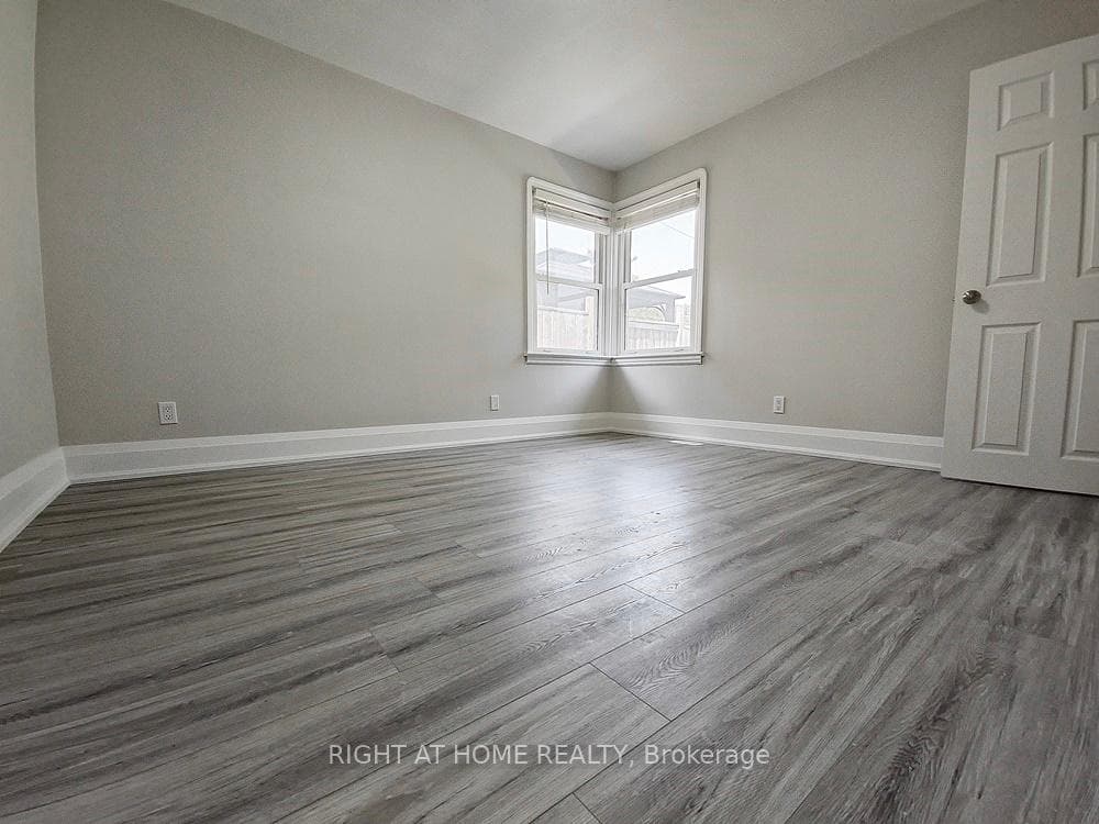 5 Flett Street Unit Upper photo 16