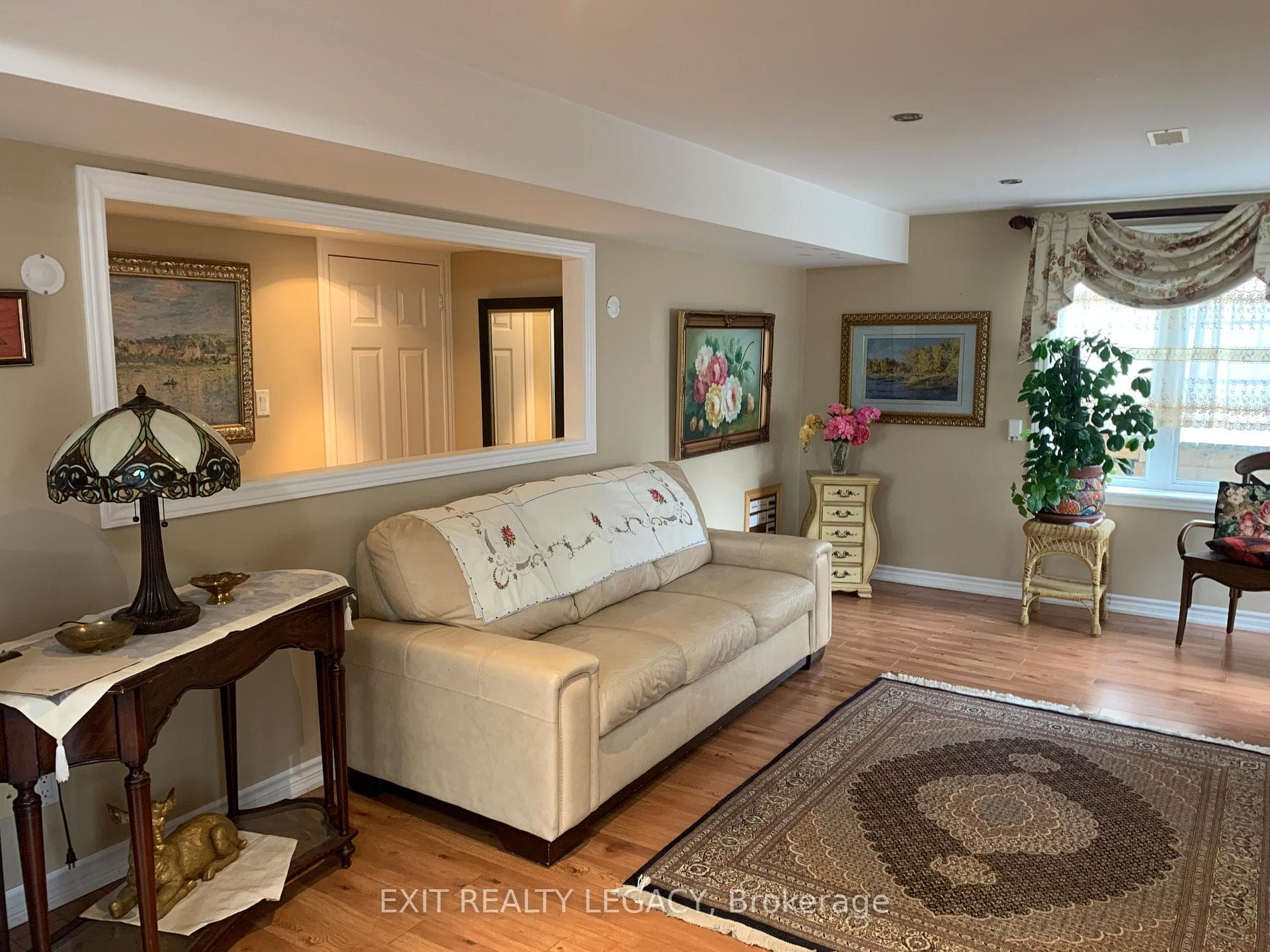15 Sirius Crescent photo 7