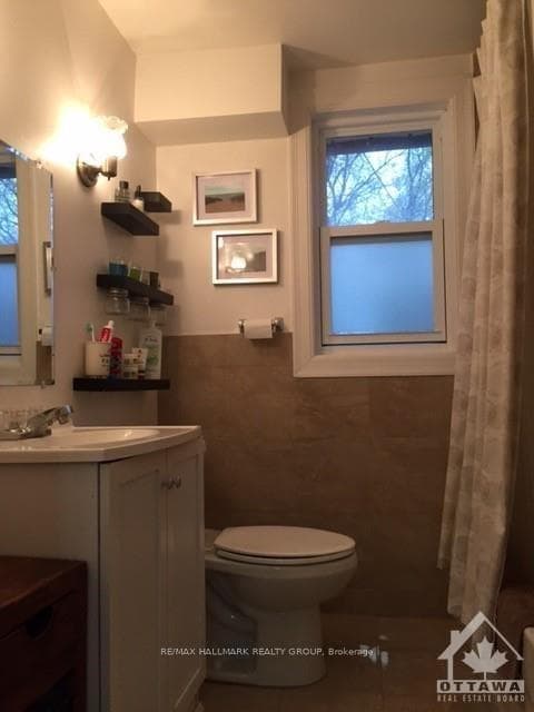 570 GLADSTONE Avenue Unit 2 photo 10
