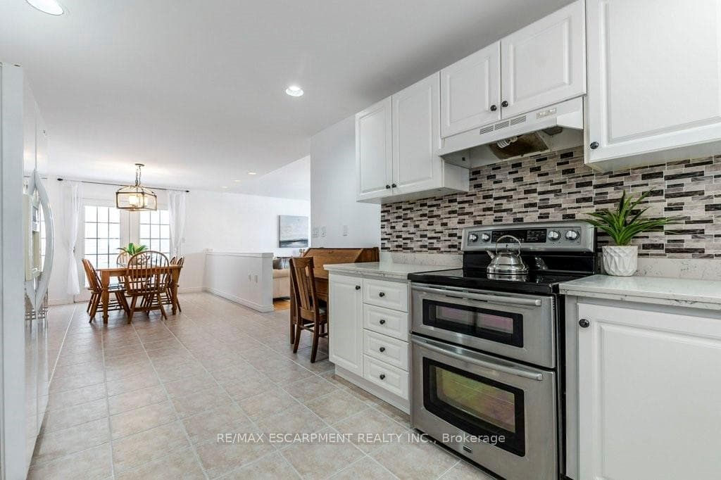 62 Spadara Drive photo 15