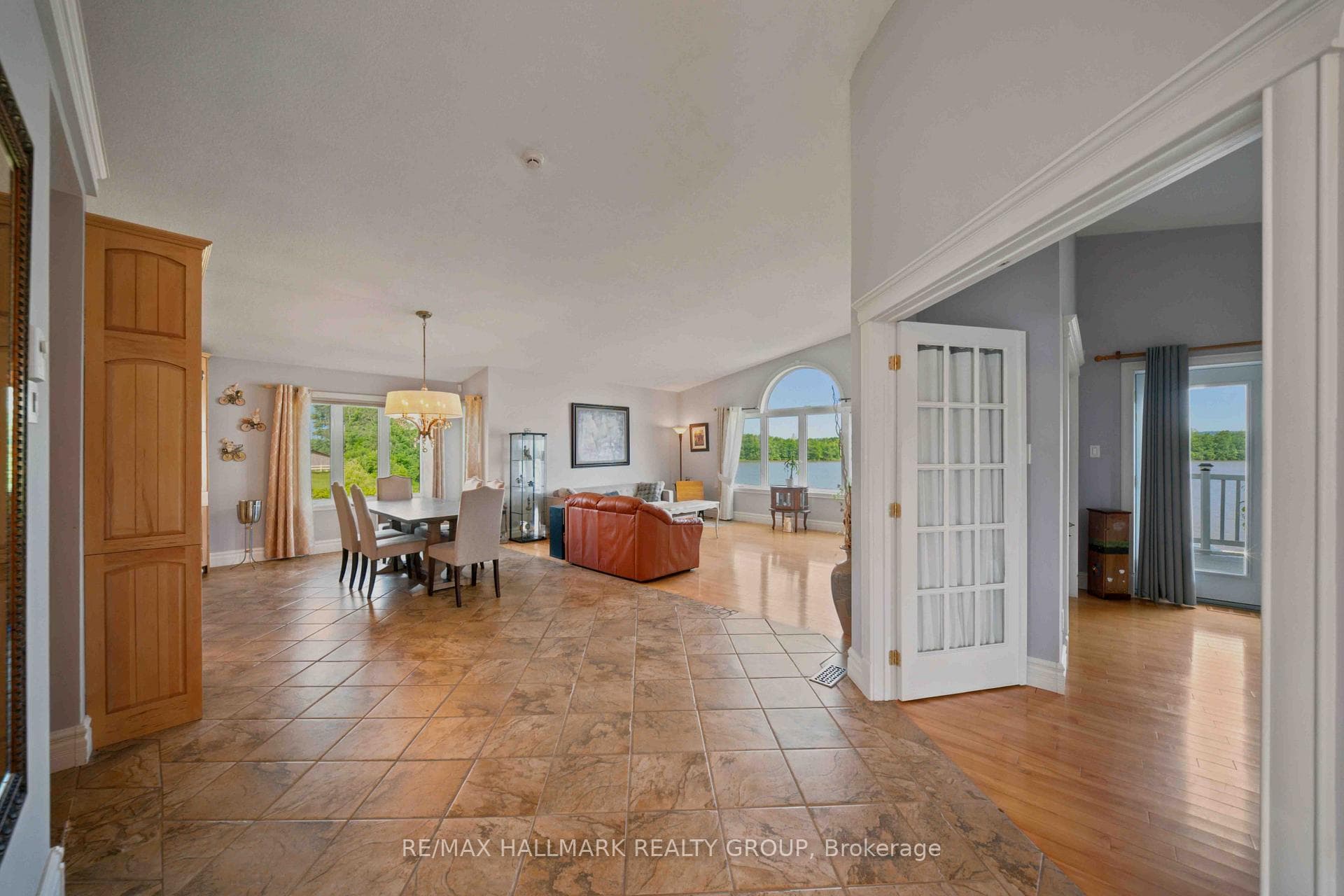 3020 BAY Road photo 11