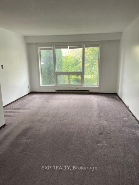 43 Chapman Avenue Unit Main photo 4