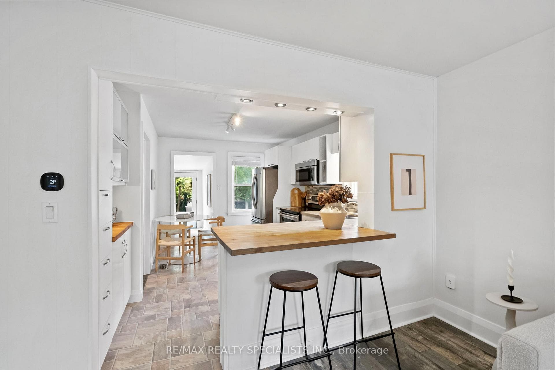 159 Hillside Avenue photo 12