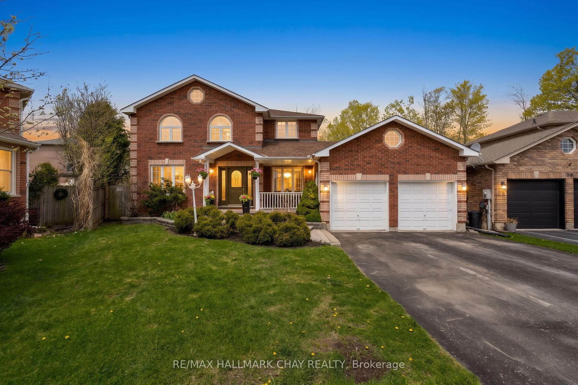 34 Crompton Drive photo 1