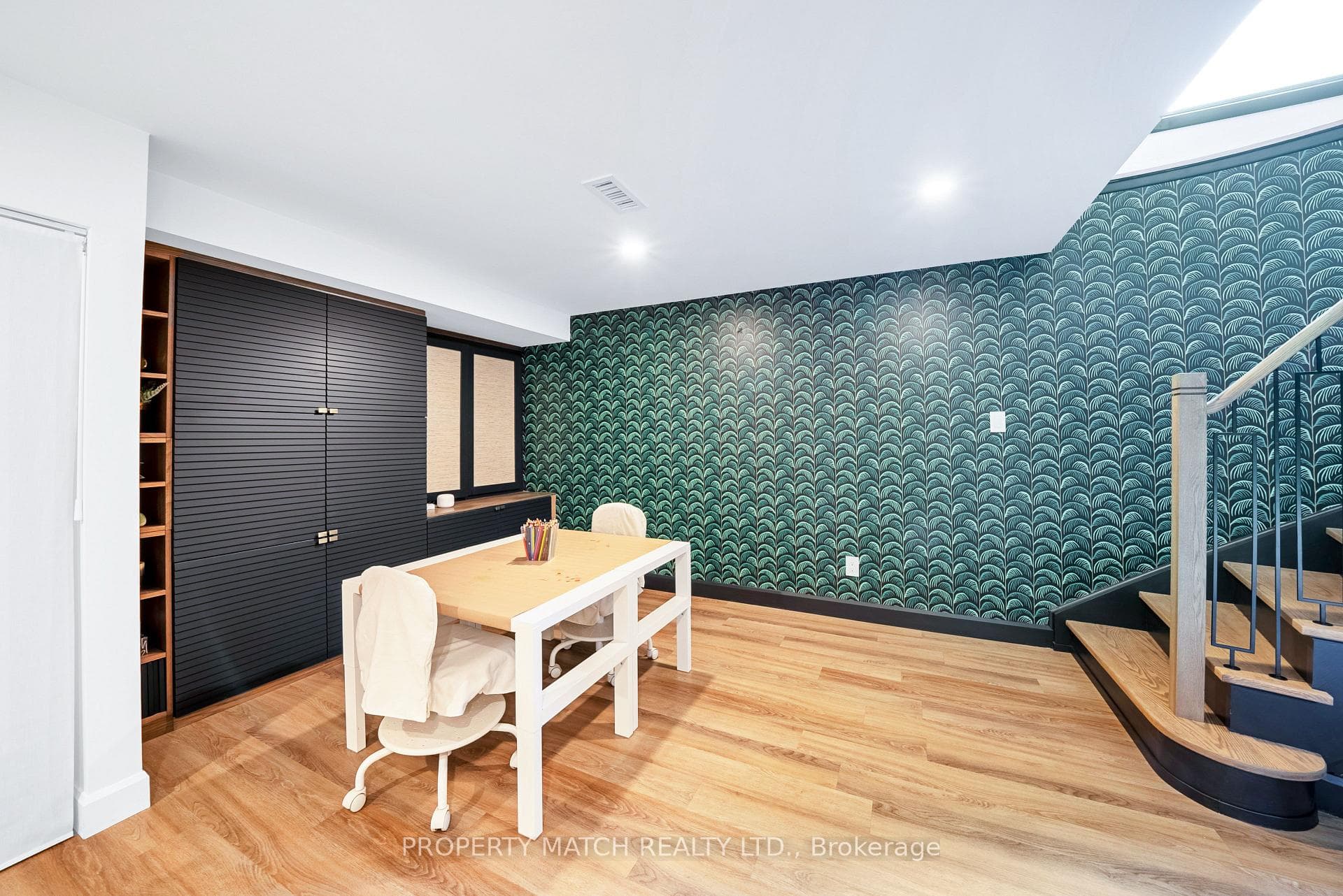 kids play room