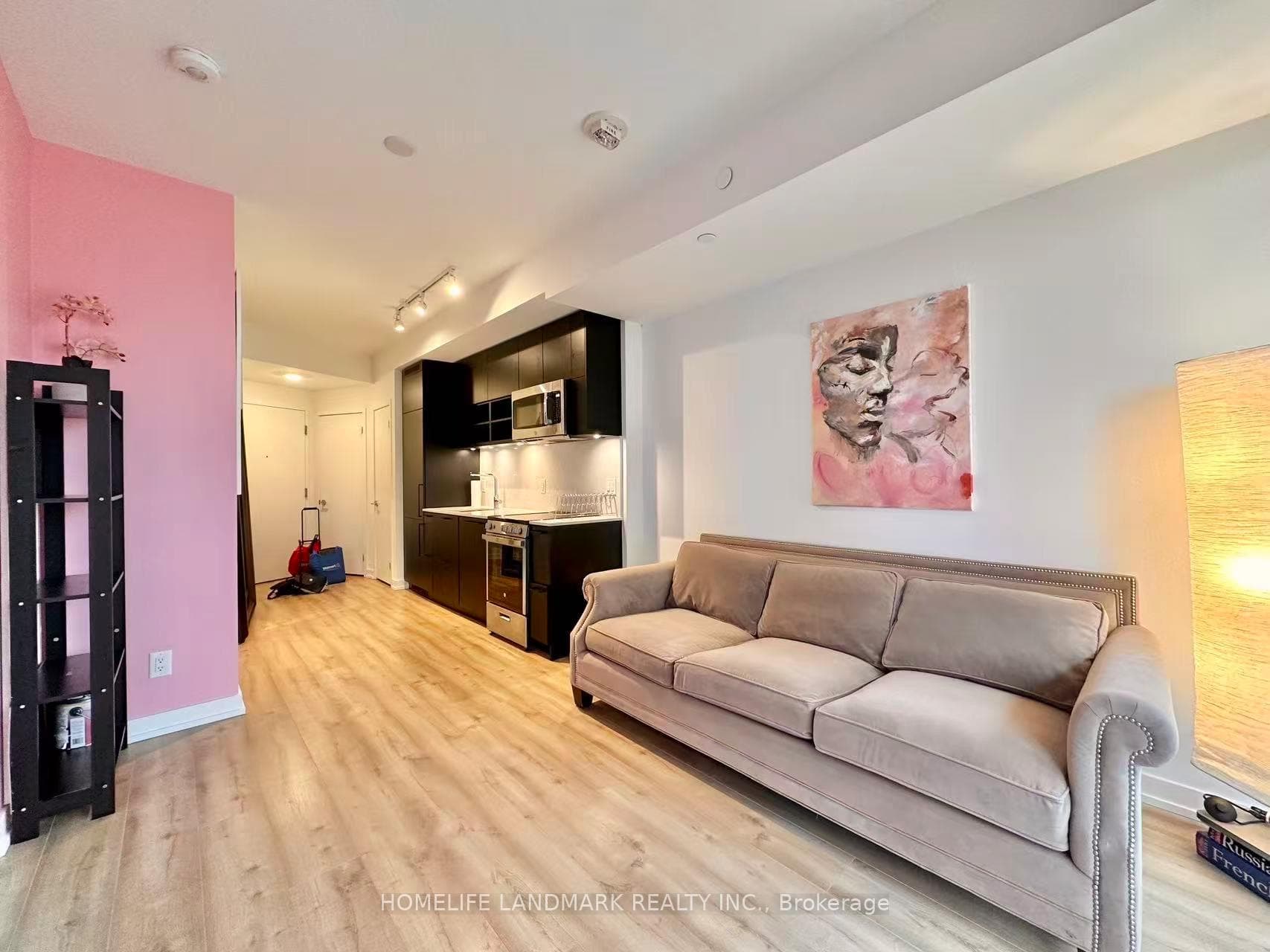 135 East Liberty Street Unit 2308 photo 1