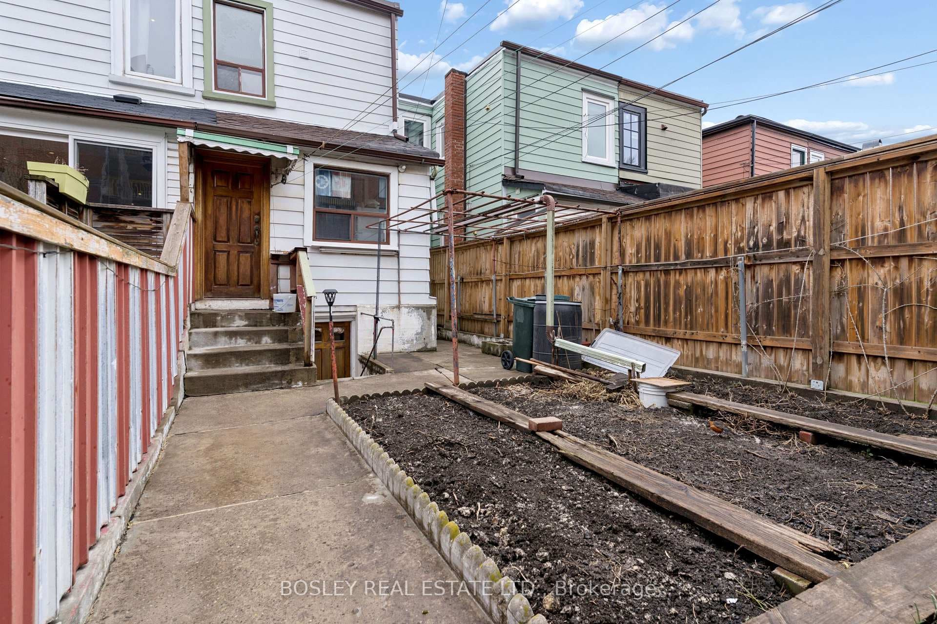 183 Gladstone Avenue photo 34