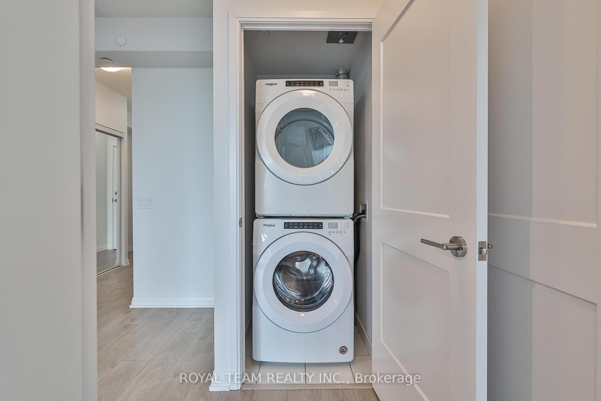 7895 Jane Street Unit 1110 photo 19
