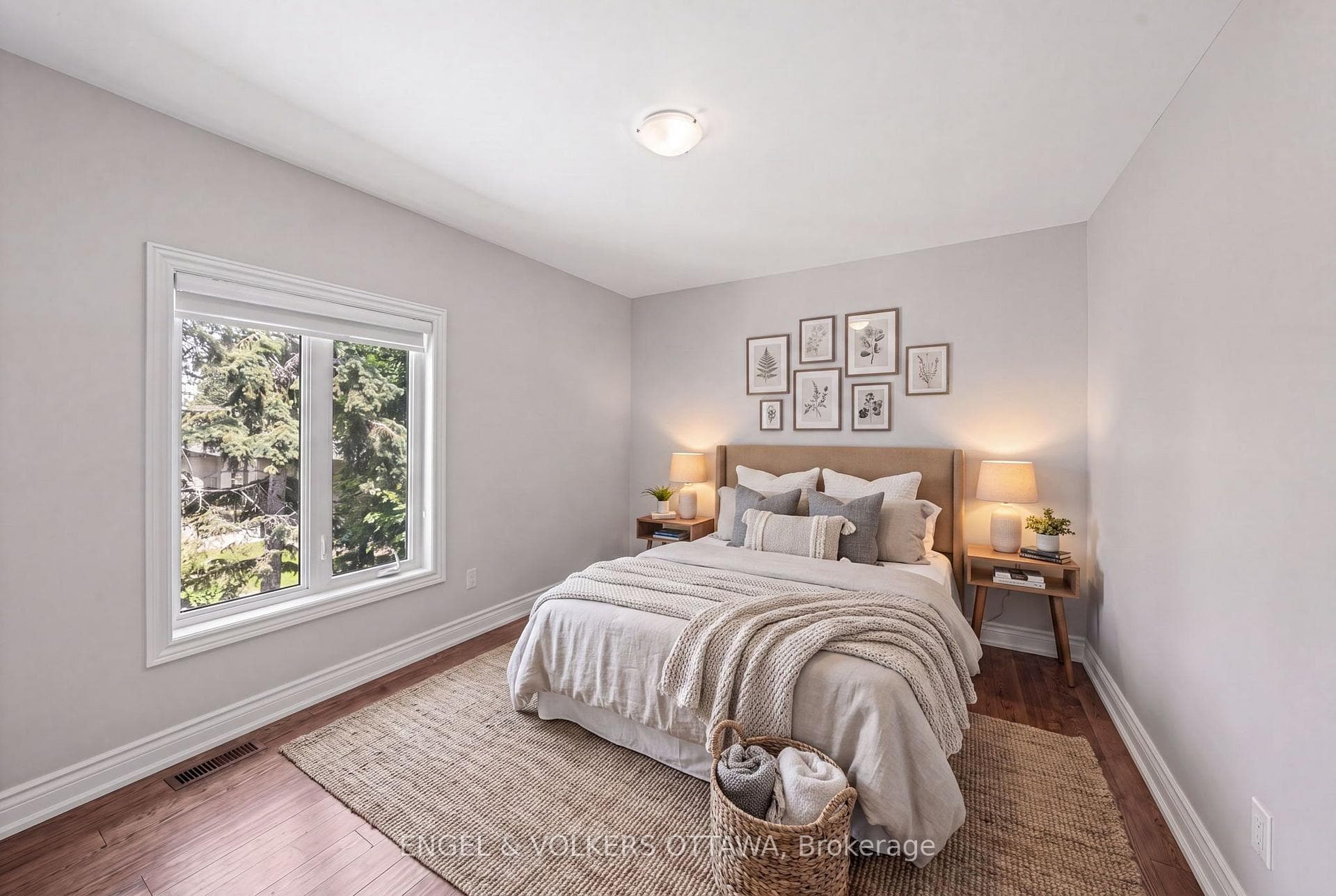 5833A Rideau Valley Drive photo 25