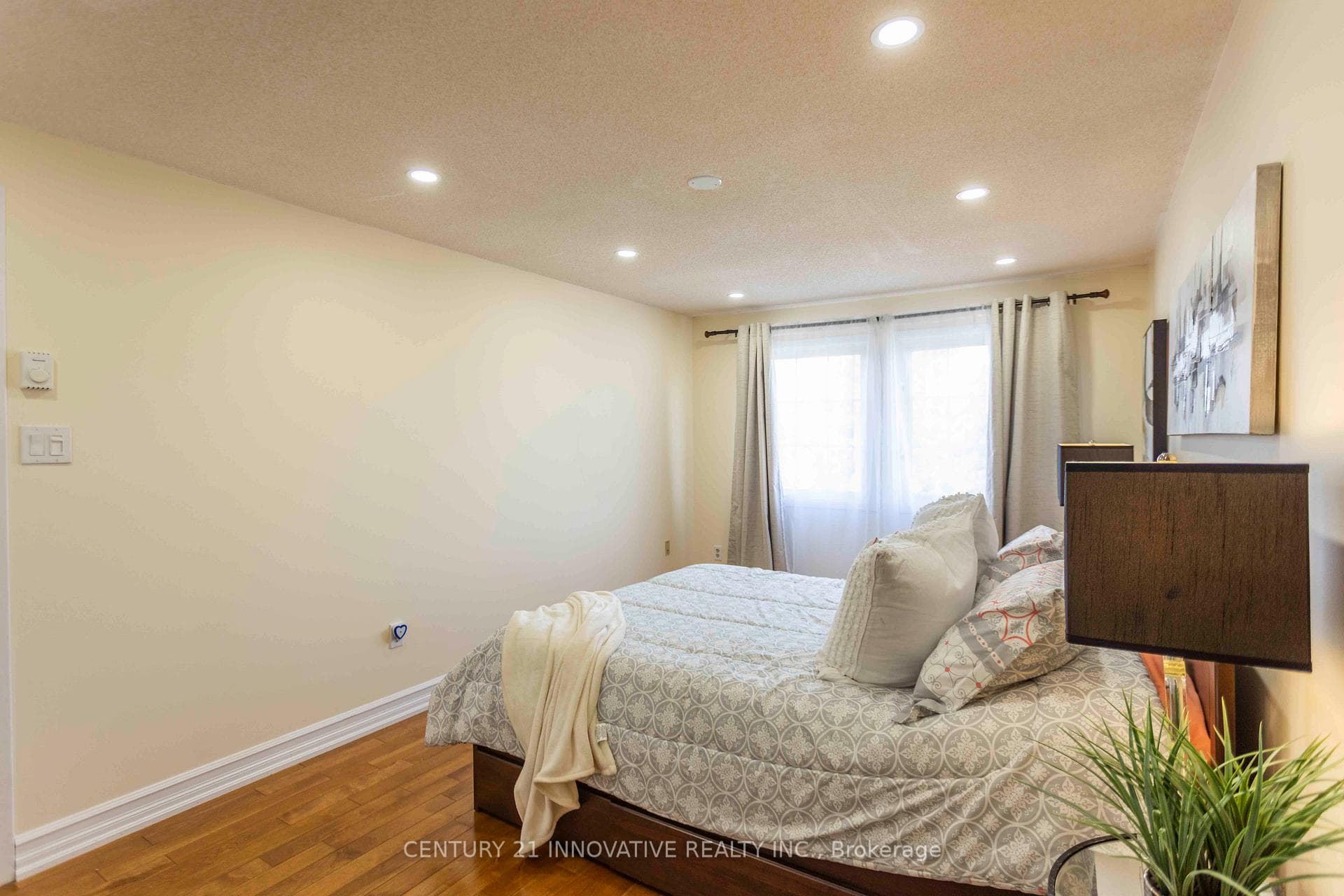 2259 Munn's Avenue photo 24