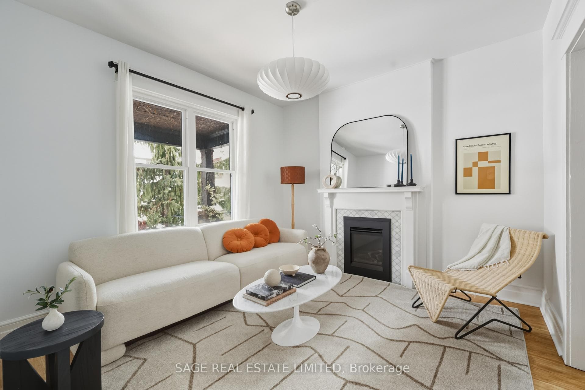 119 Woodfield Road photo 4