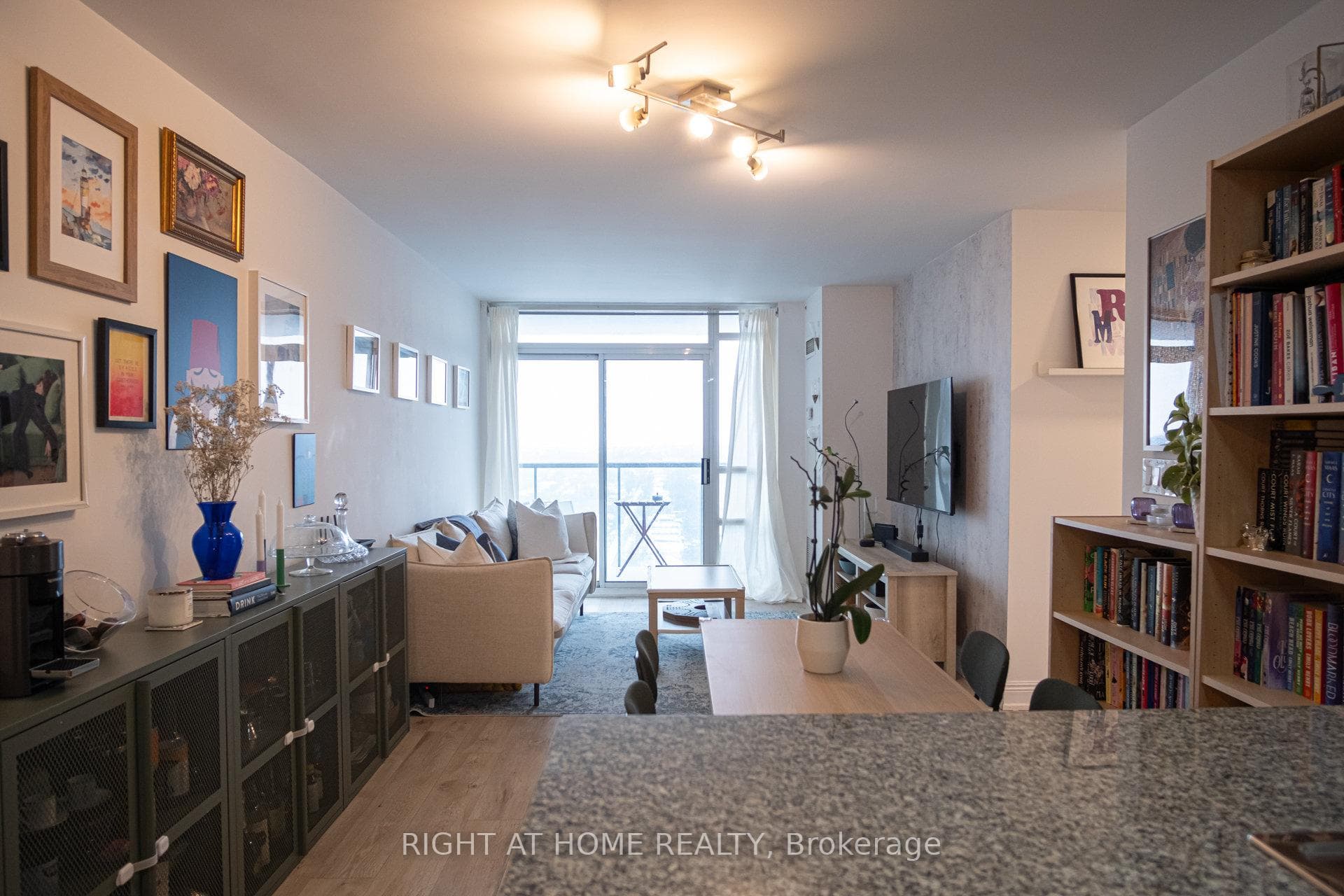 2402 - 16 Harrison Garden blvd