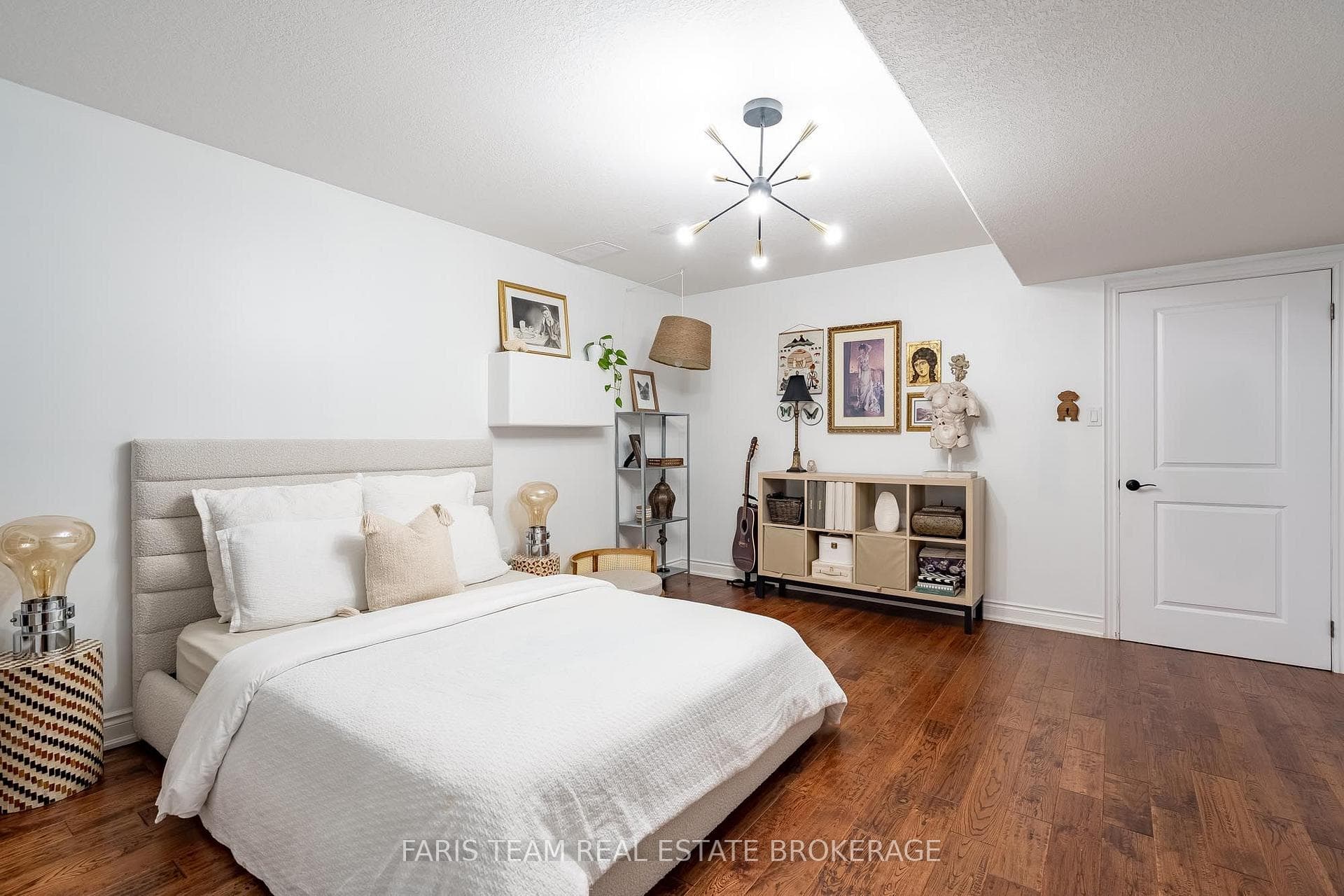 2 Harry Parker Place photo 36