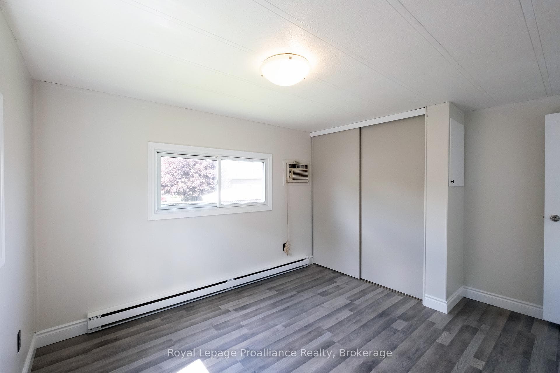 18 Finch Lane photo 14