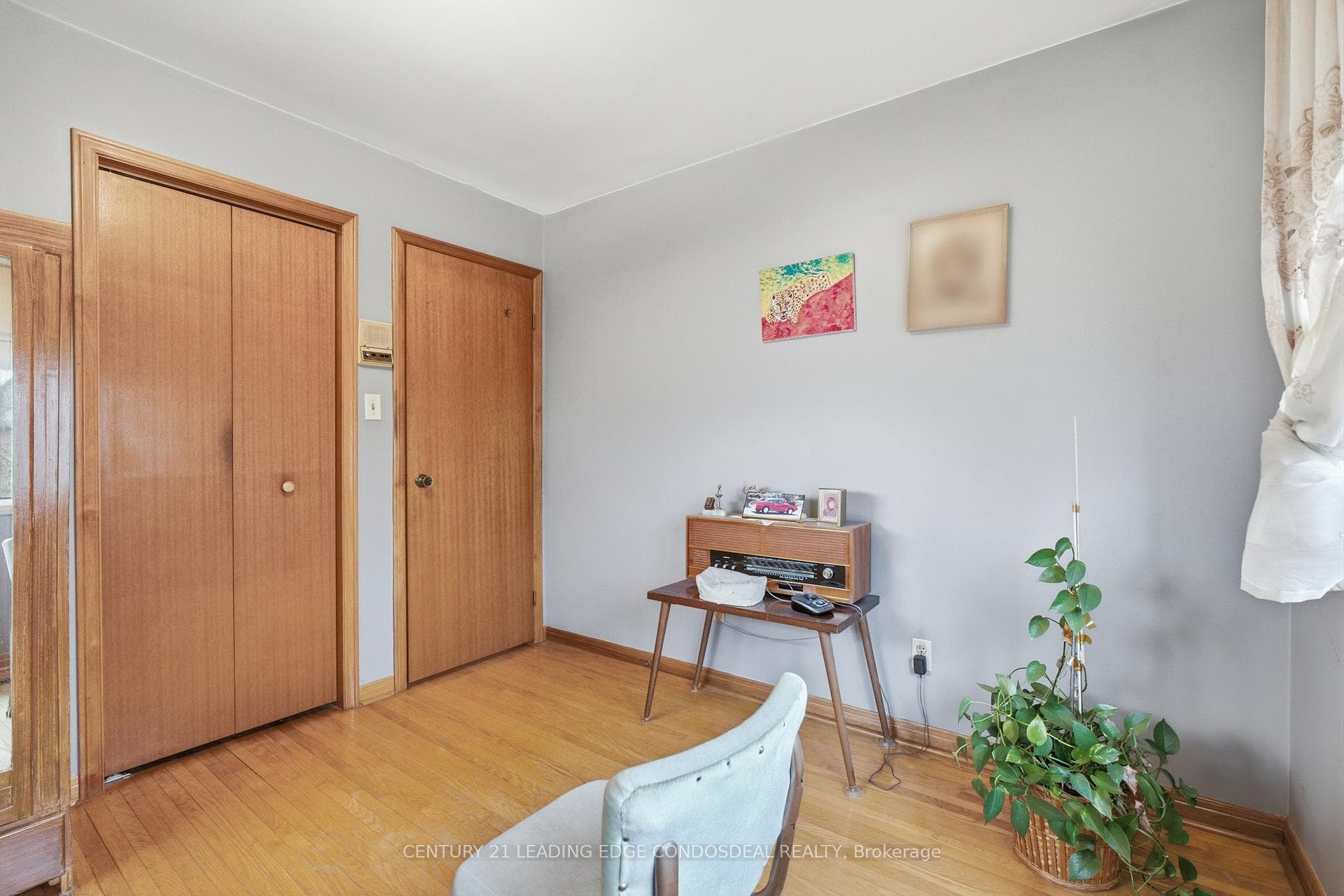 4th bedroom3