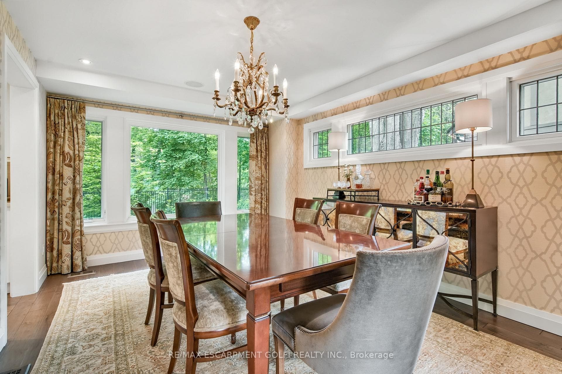 61 Oak Knoll Drive photo 17