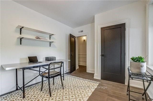 795 College Street Unit 3B photo 16