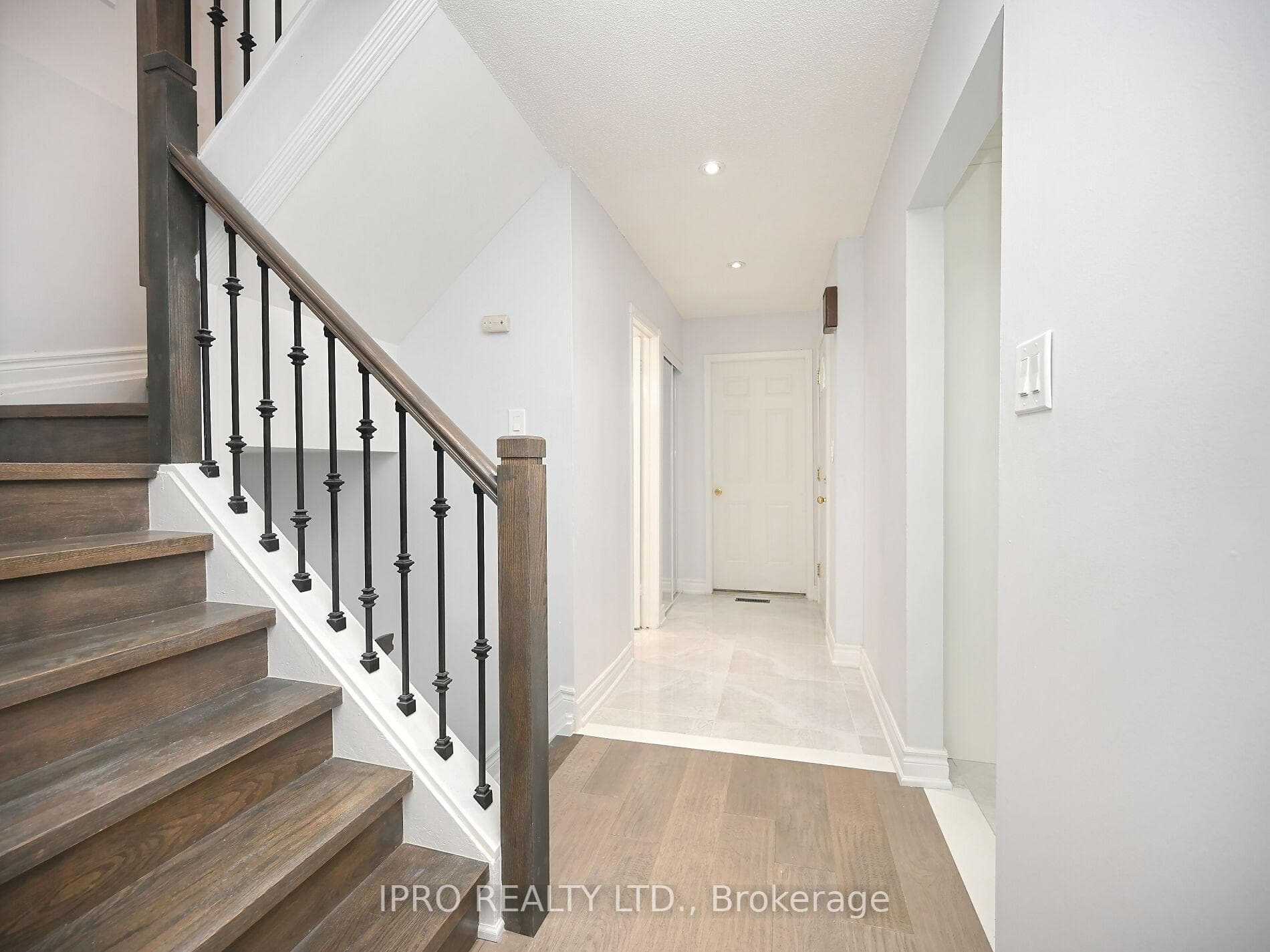 4164 Tea Garden Circle photo 5