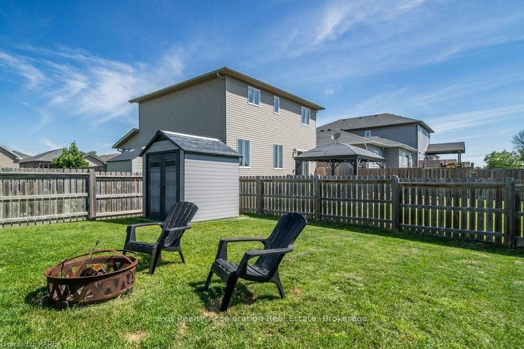 160 MCDONOUGH CRESCENT N/A photo 36