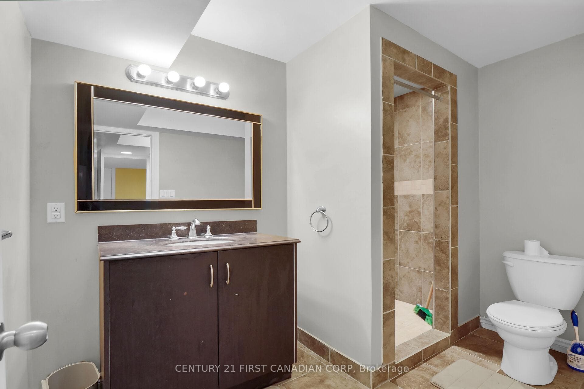 1597 Stackhouse Avenue photo 34