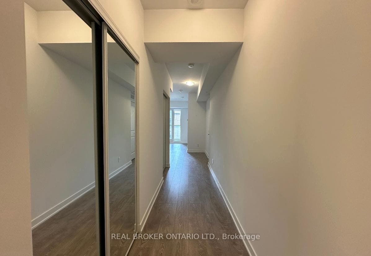 543 Richmond Street Unit 428 photo 2